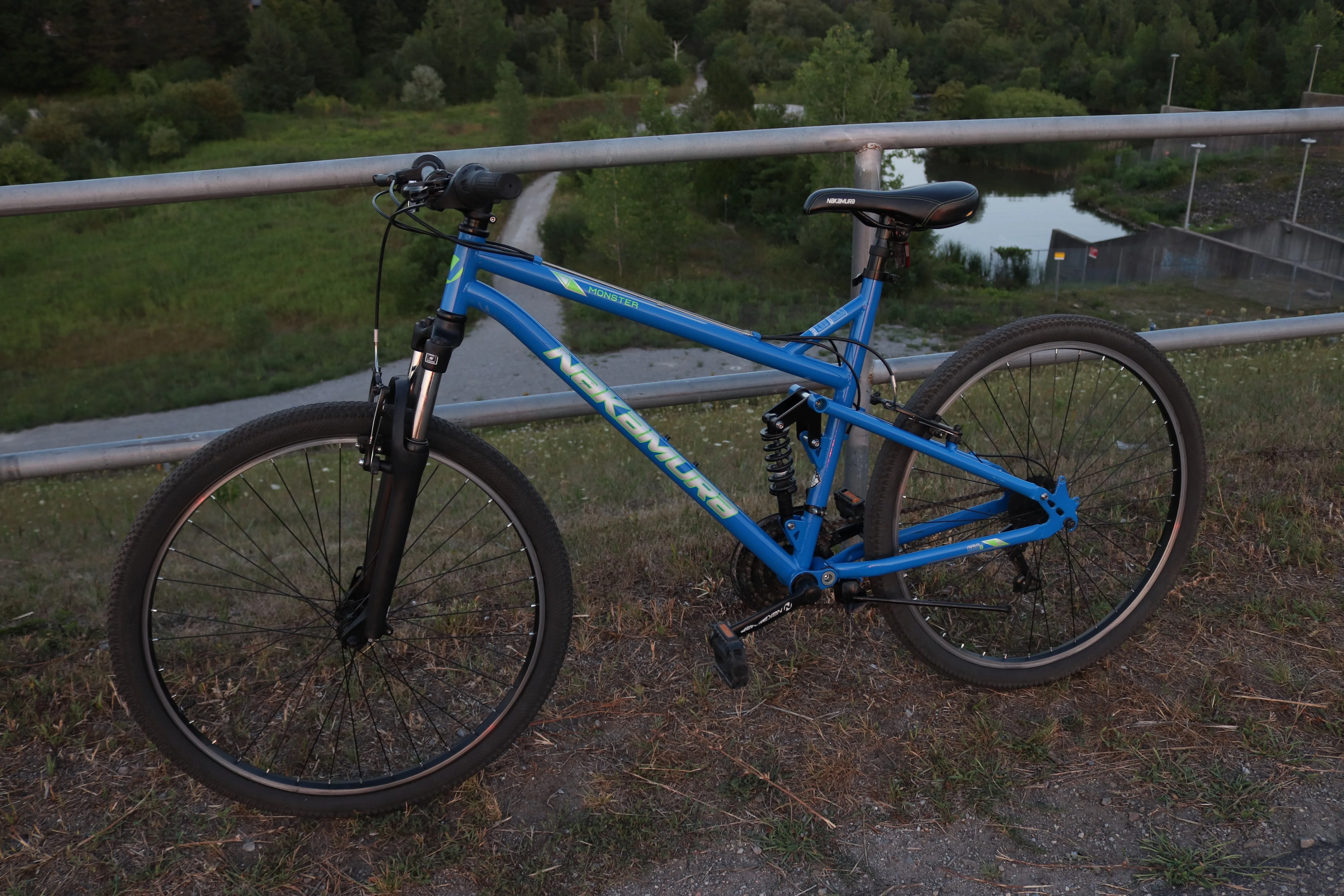 Adult full suspension mountain bike image indicator(9)