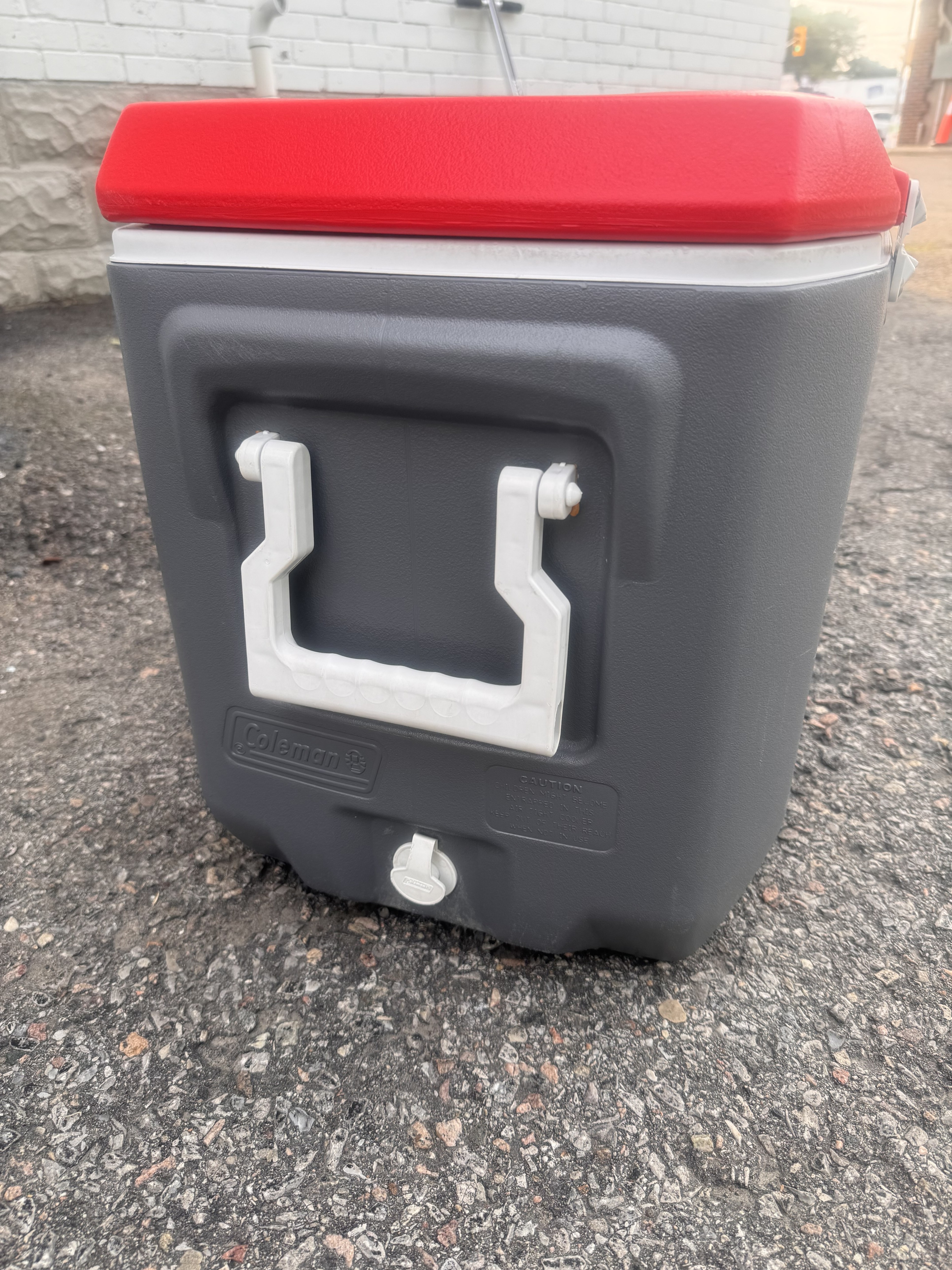 Coleman Xtreme 70-Quart Cooler! - photo 2