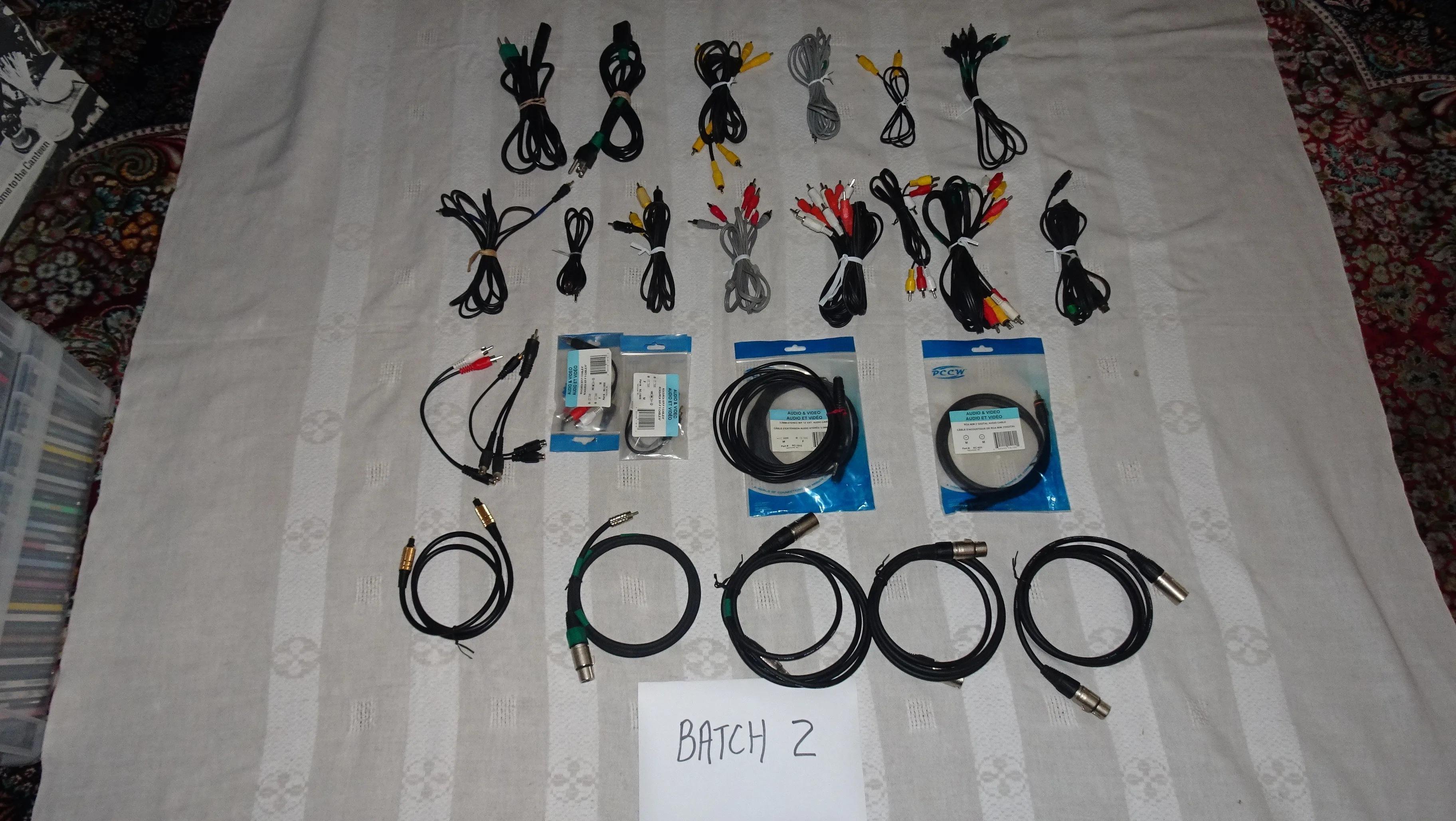 Various Cables and Connectors image indicator(2)