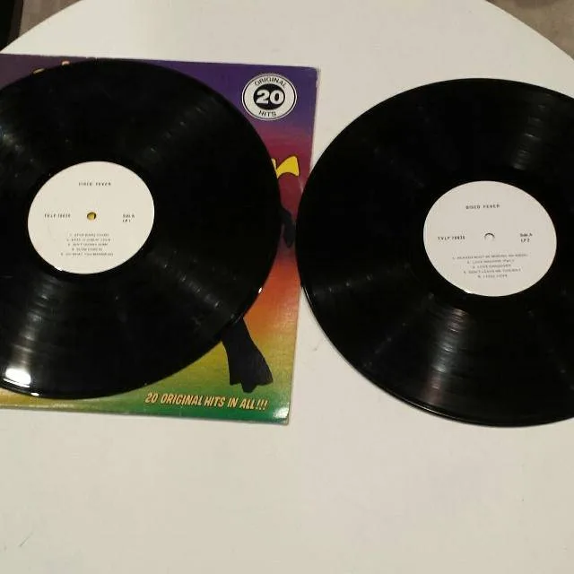 Disco Fever 2 LP Vinyl Record Set – 20 Original Hits image indicator(5)