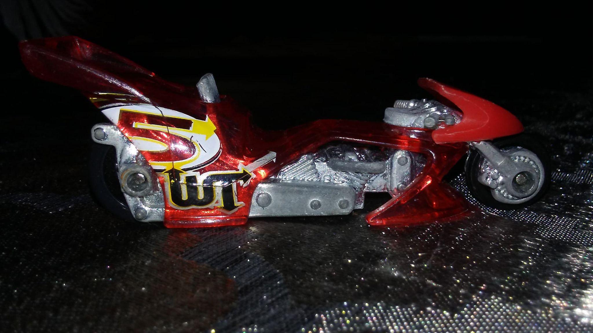 Hot Wheels Fright Bike 1/64 Die Cast - photo 2