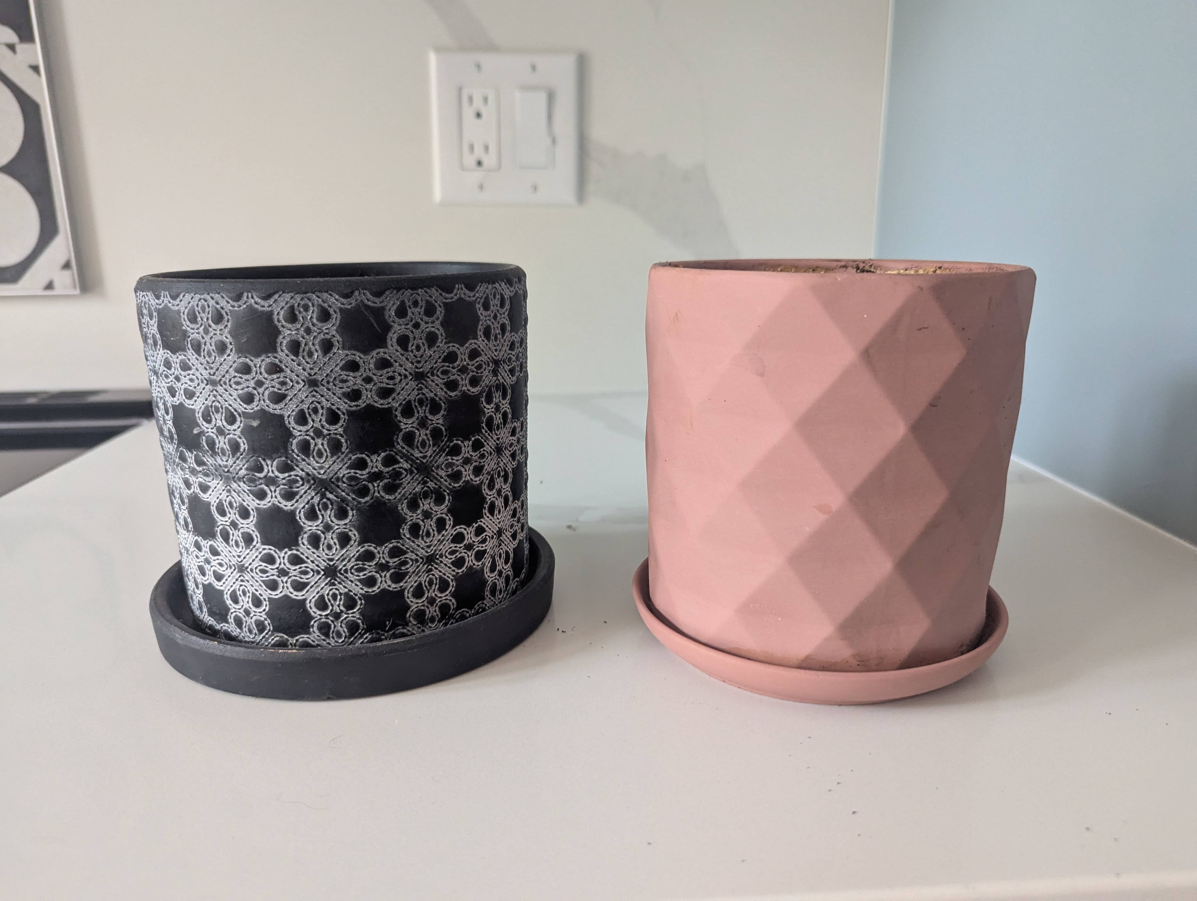 Set of 2 Ceramic Planters with Saucers