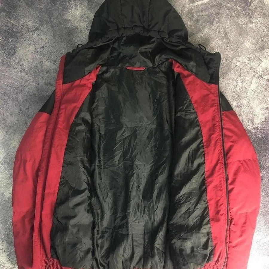 Uniqlo GU Red & Black Winter Puffer Jacket – Size M image indicator(4)