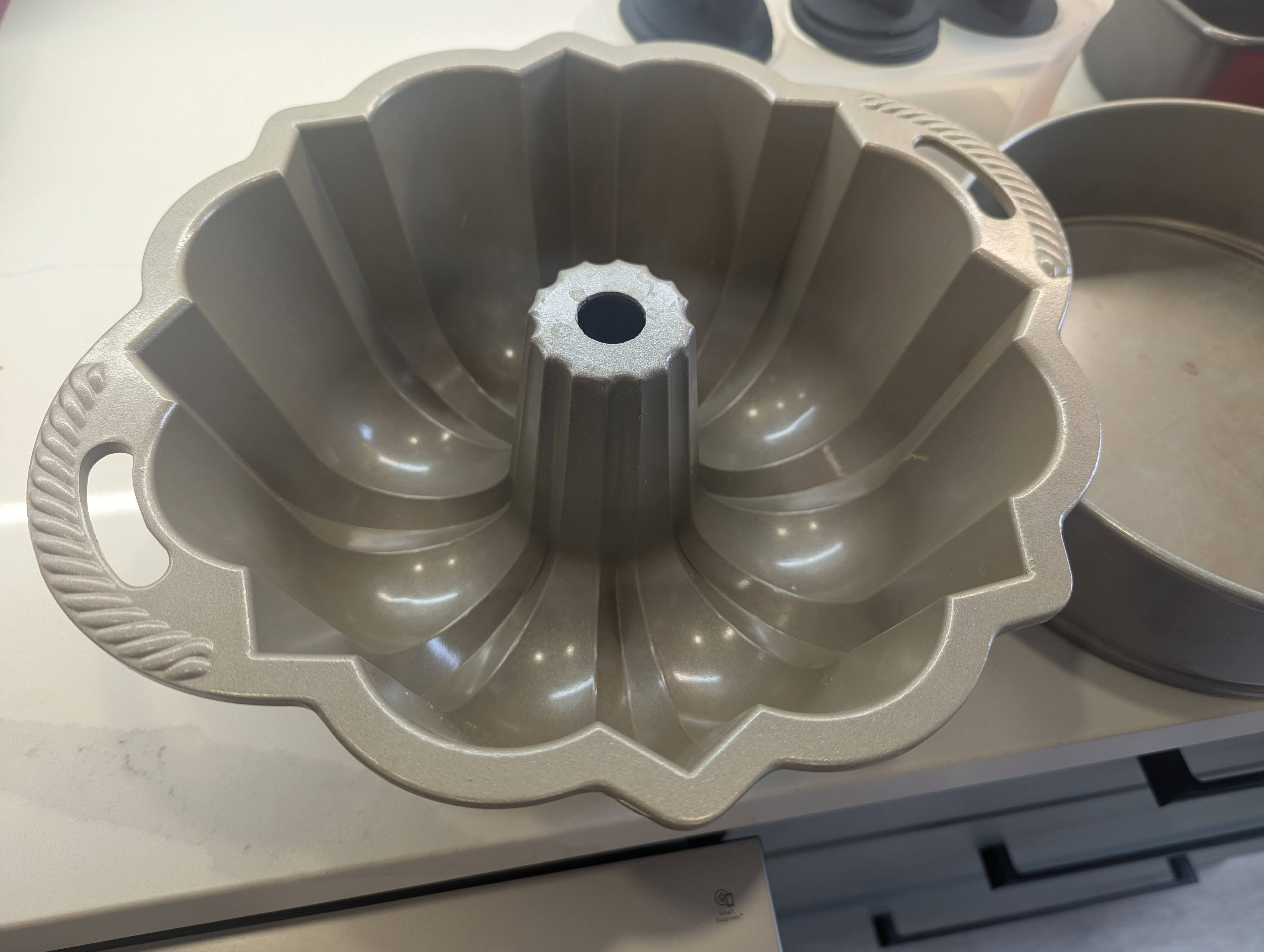 Baking Lot - Bundt Pan, Springform Pan, Loaf Pan, & Molds - photo 2