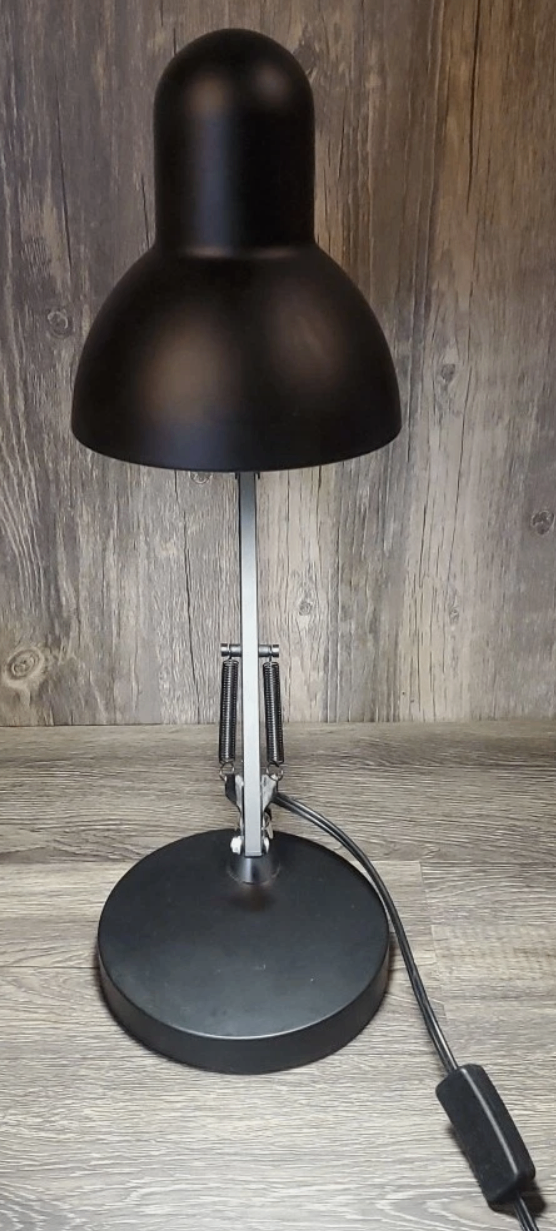 LED Desk Lamp (Long-Life Bulb) – Like New! - photo 2
