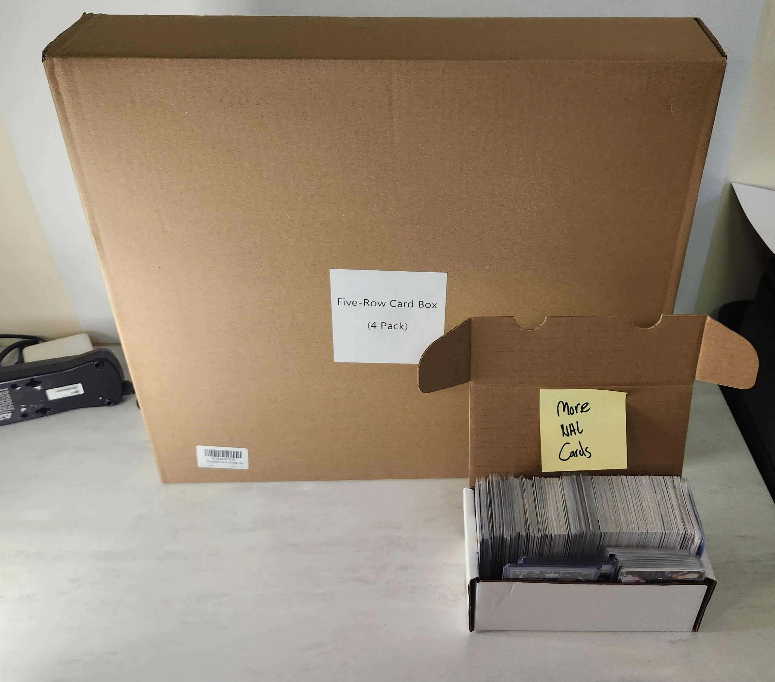 ⚽🏒🏈 100's of Sports Card Bundle! Rookies, Inserts, Supplies image indicator(10)