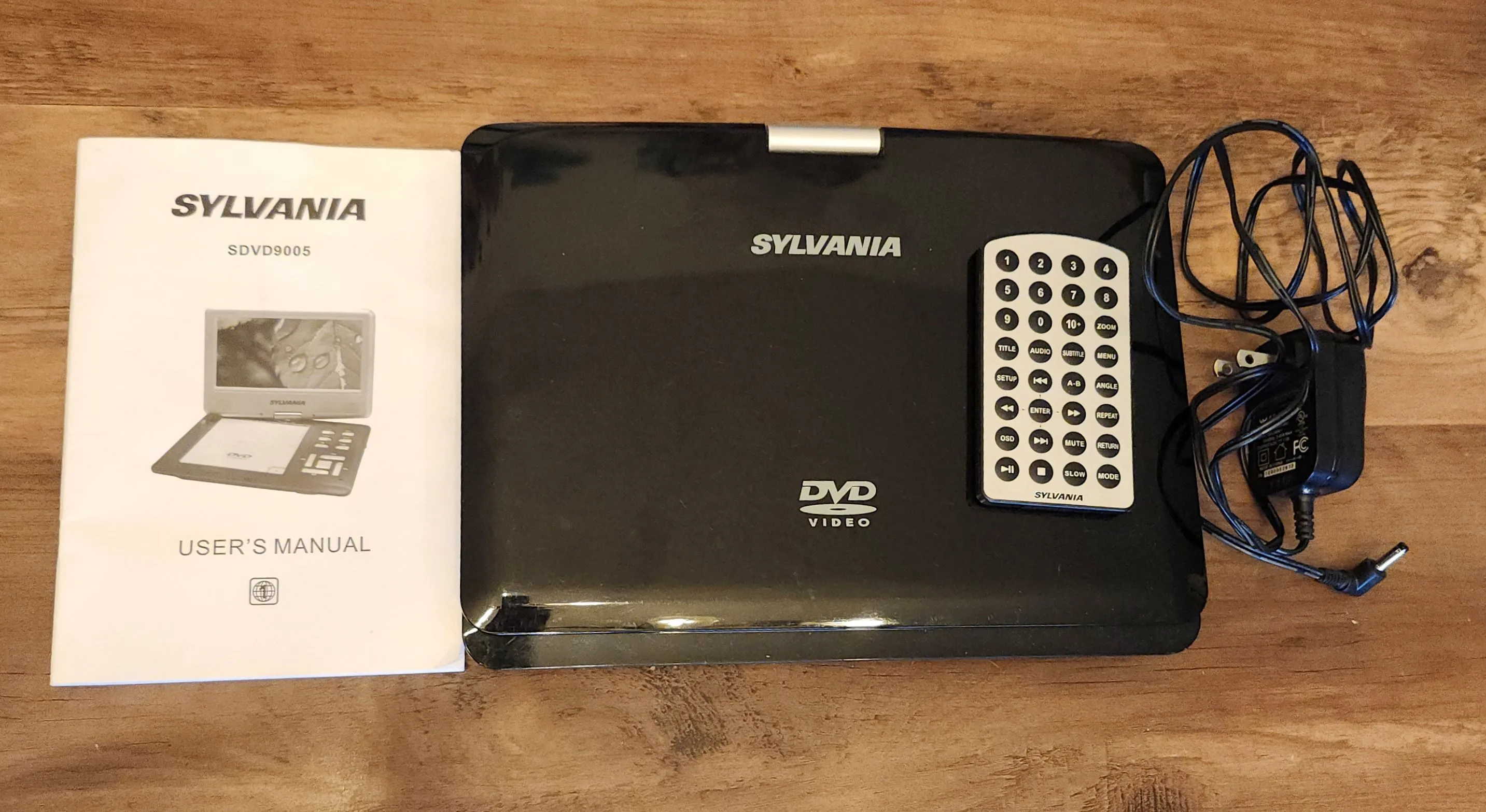 Portable Sylvania DVD Player thumbnail