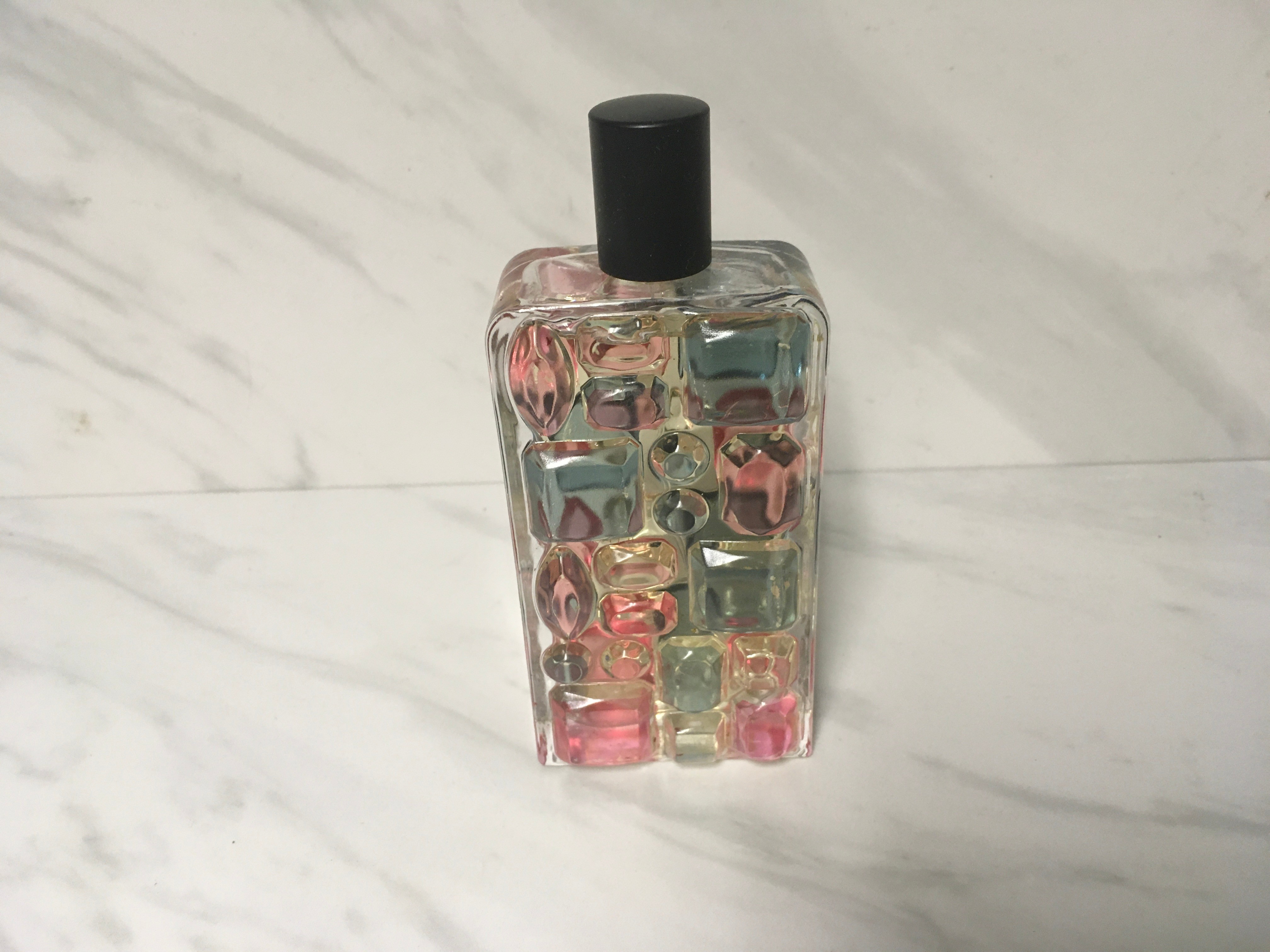Radiance by Britney Spears: A Floral Fruity Glow in 3.3 oz - photo 3