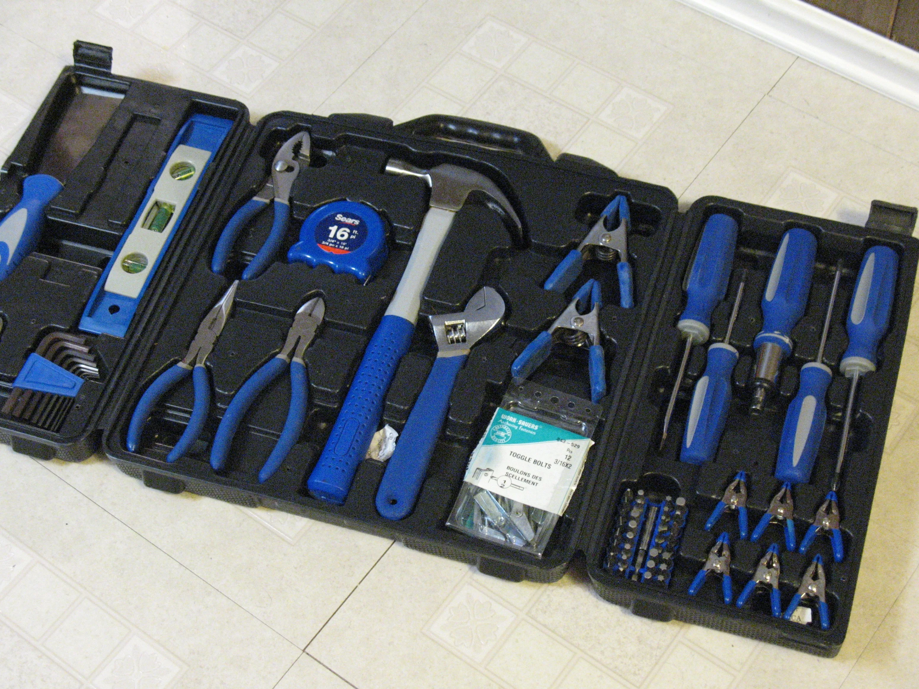 Home Repair Tool Kit with Storage Case, 80 Pieces image indicator(9)