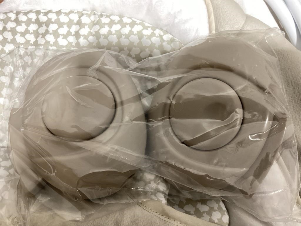INGENUITY TWINKLE TAILS BOUNCER IN GREY - photo 2