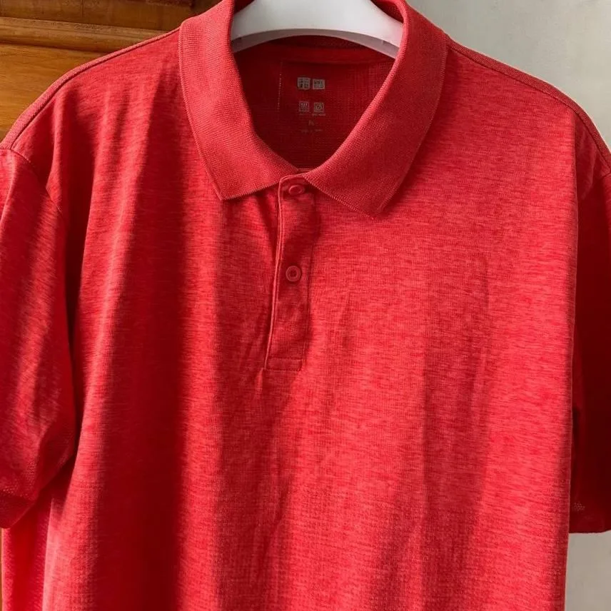 Uniqlo AIRism Red Polo Shirt (Fits M, Tag XL) image indicator(3)
