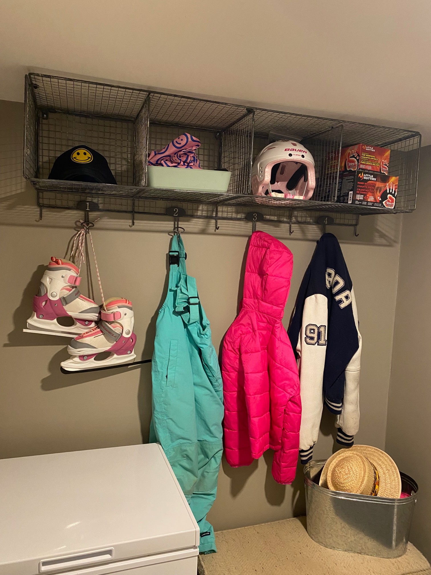 Coat Rack with Cubbies - photo 3