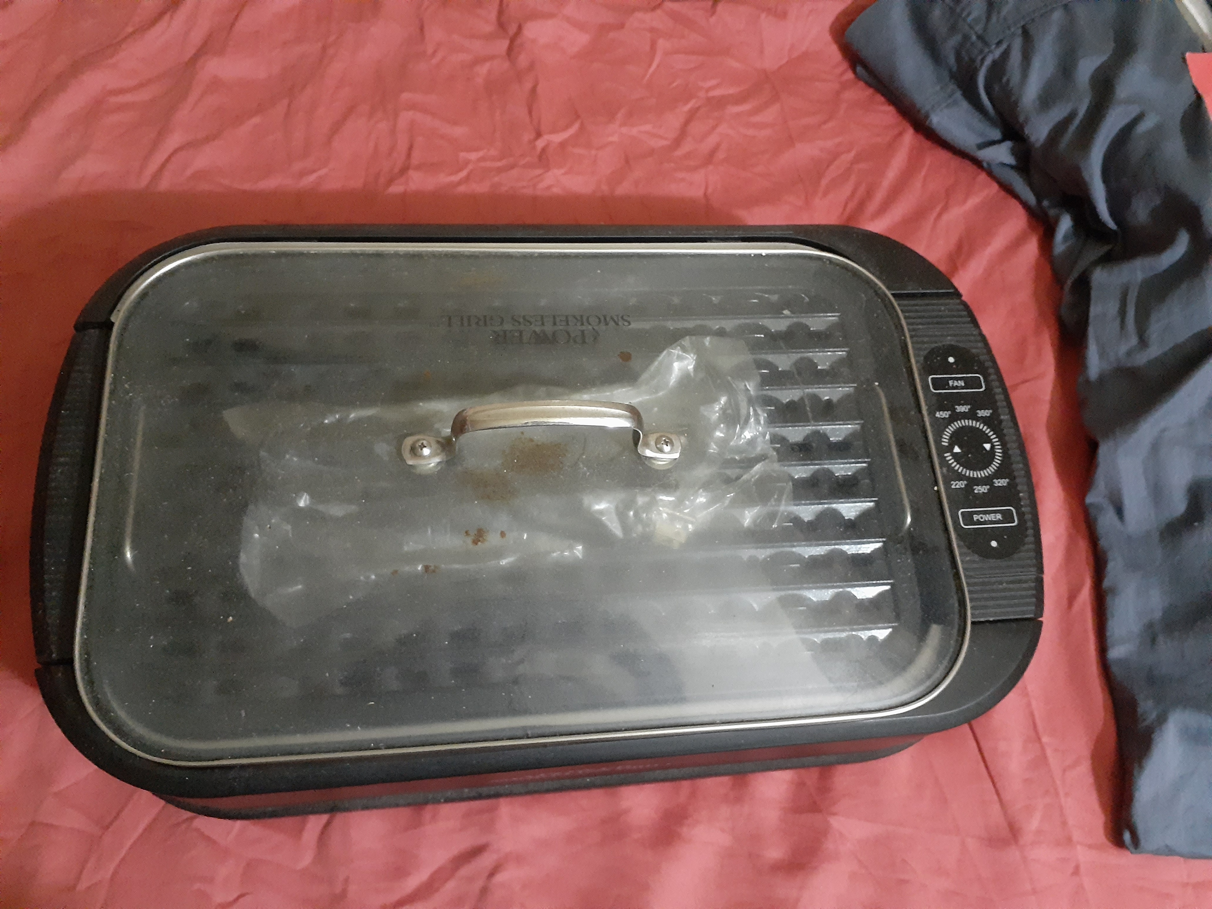 Black Indoor Grill: Brand Name Unknown (DOWNSIZING SALE)