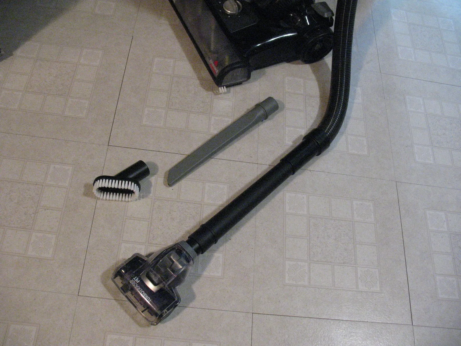 Bissell Swivel Pet Vacuum Cleaner, BRAND NEW image indicator(7)