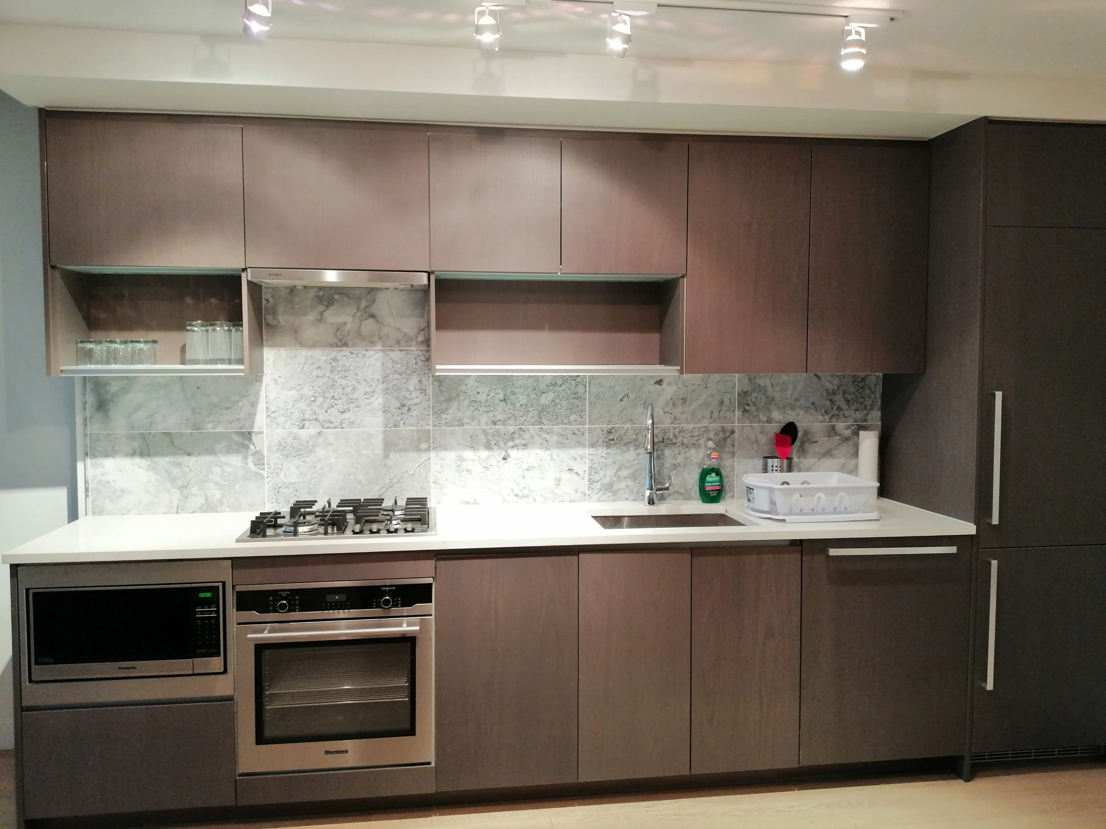 Apartment for rent $2400 image indicator(5)