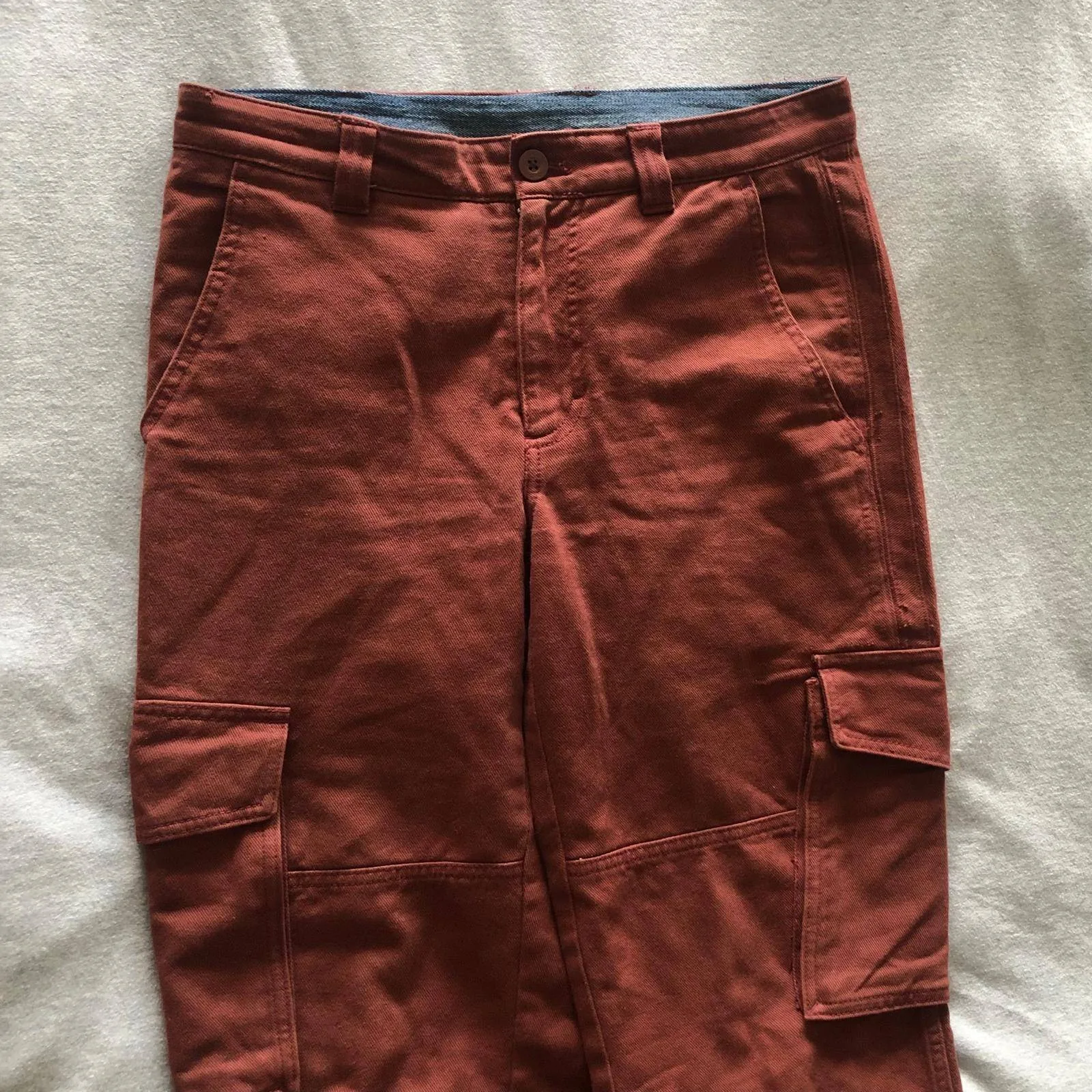 TNA Aritzia Women's Cargo Pants -Maroon/Burgundy -Size 2 (Small) image indicator(3)
