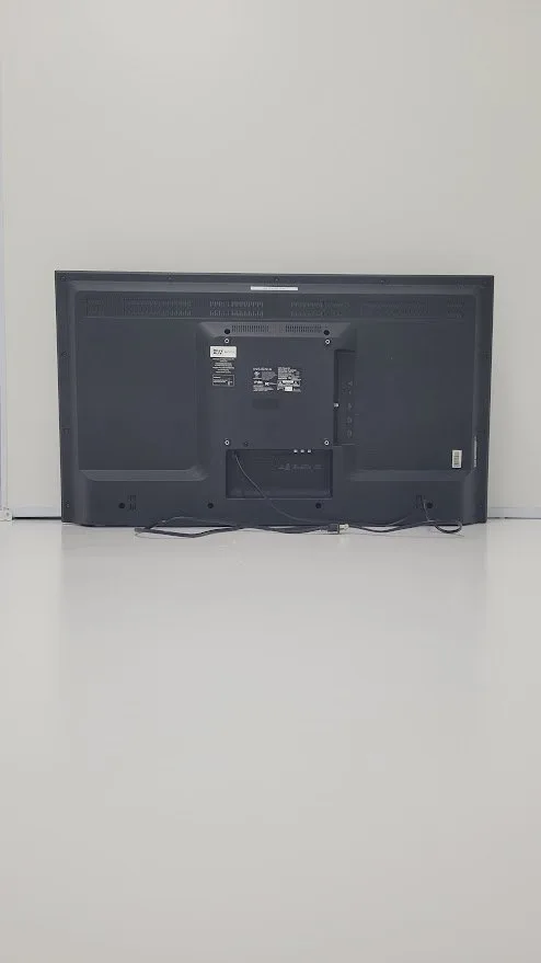 32” Toshiba HDTV – Full HD, HDMI, Good Condition thumbnail
