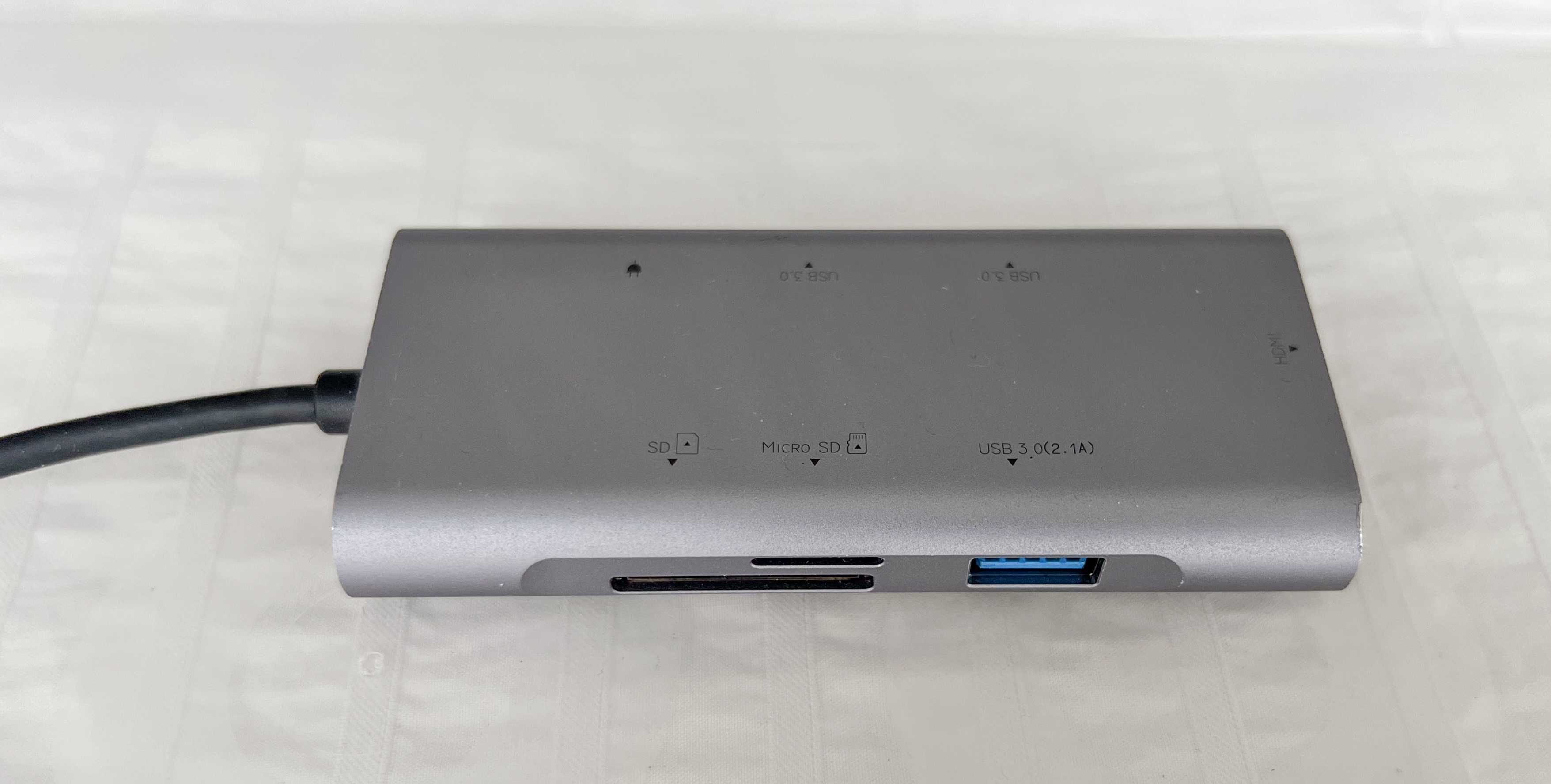 QGeeM USB C Hub (HDMI, USB, Power Delivery, Card Reader) - photo 2