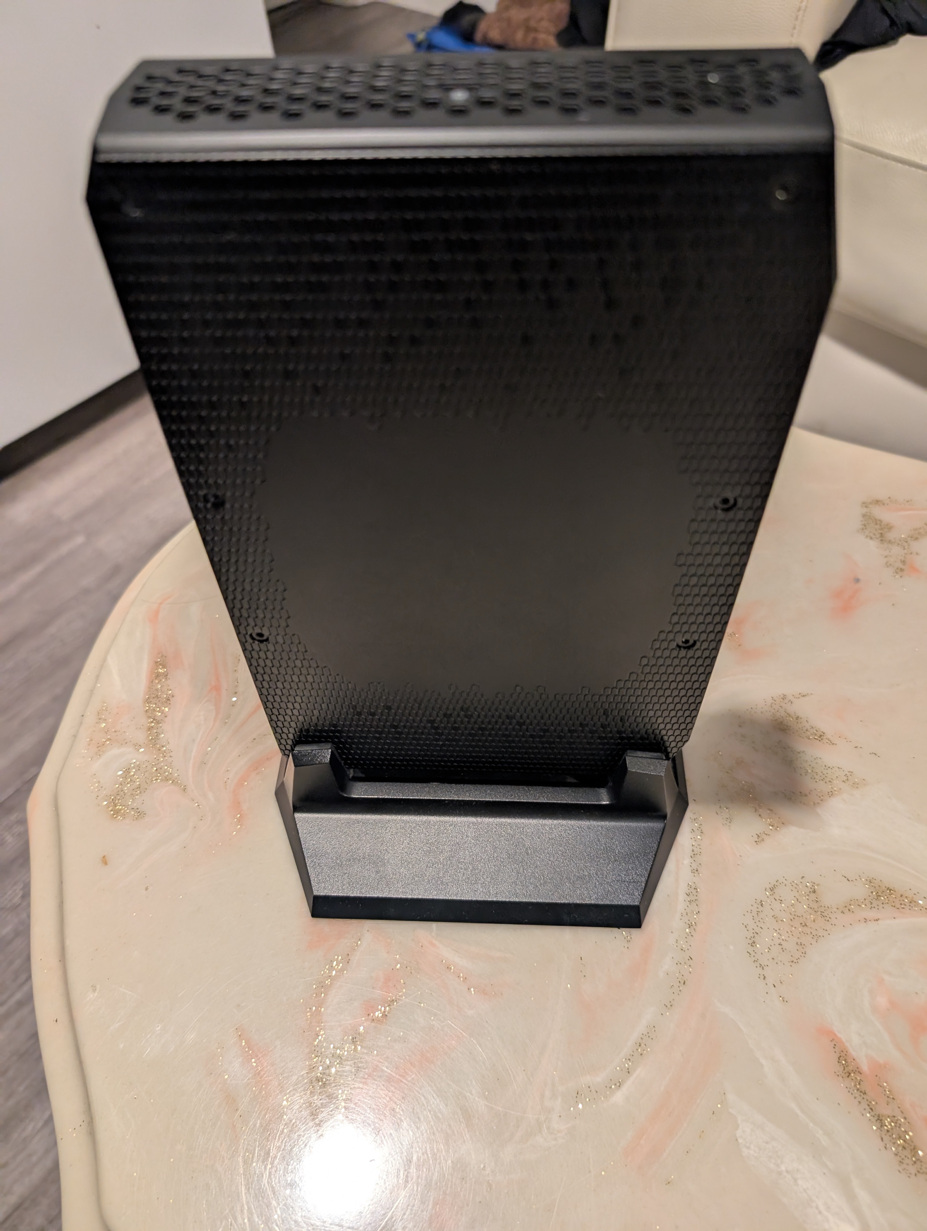 Intel NUC 11 Enthusiast Kit Gaming computer - photo 2