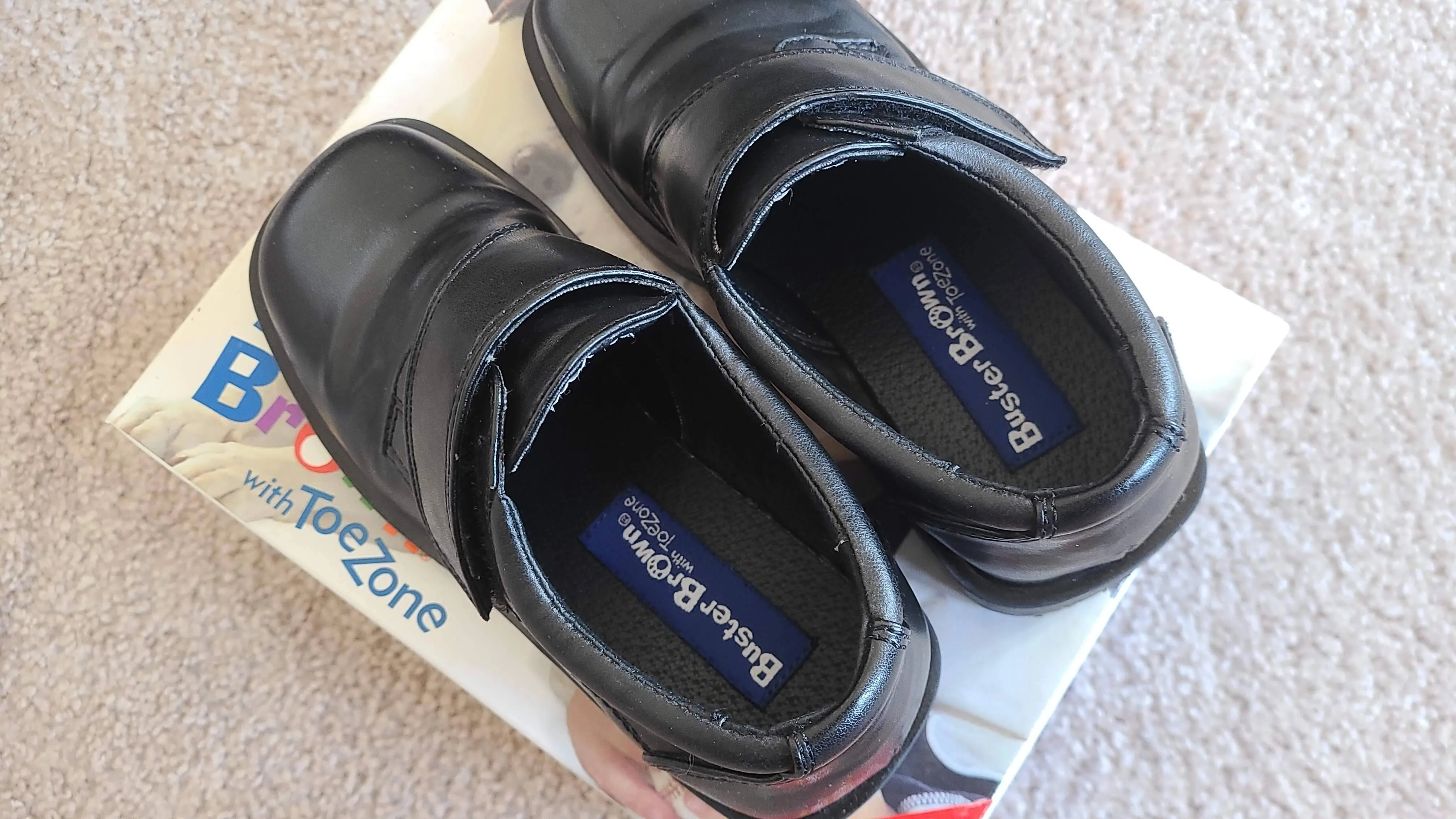 Buster Brown with ToeZone Boys Black Leather Shoes, Size 13M image indicator(4)