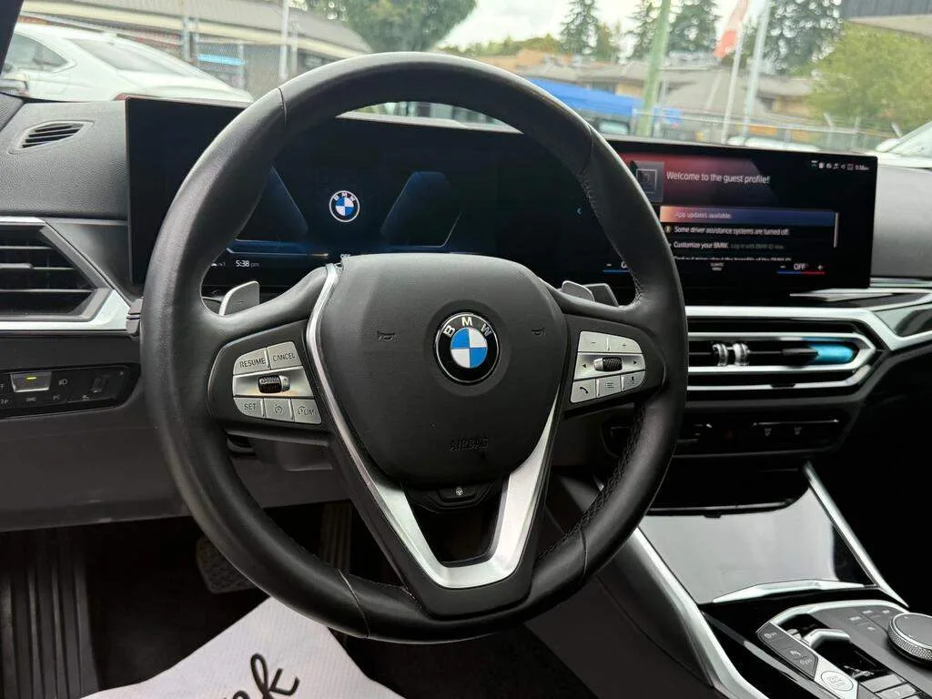 BMW 3 series *LOWEST PRICE* image indicator(4)