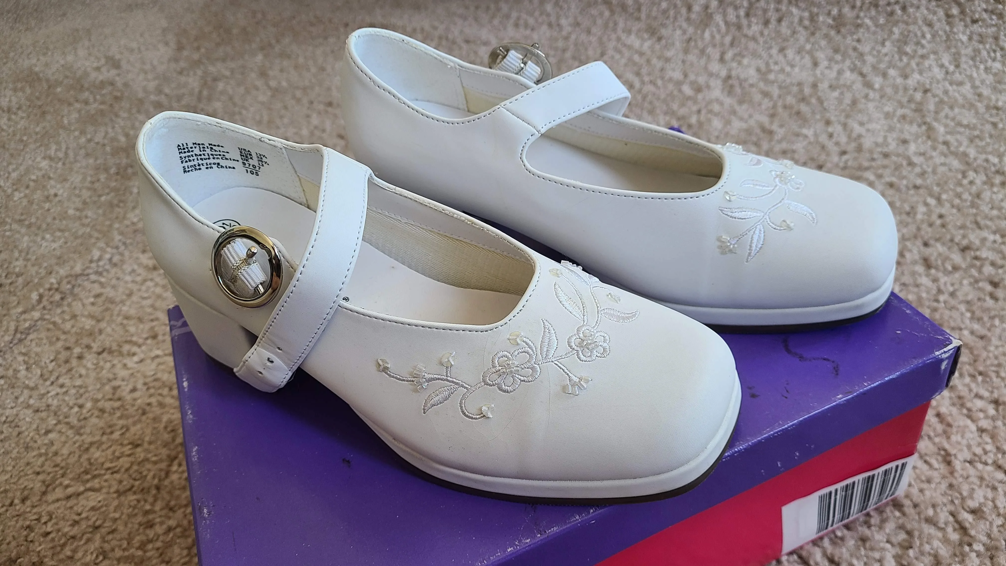 Highlights Girls' White Dress Shoes, Size: 13 1/2 image indicator(6)