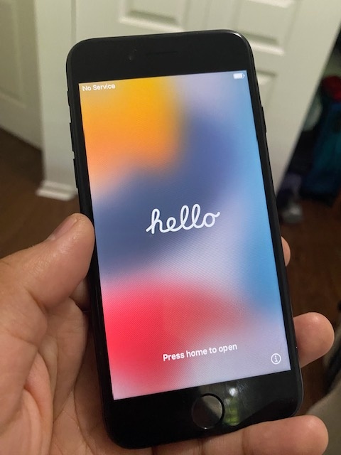 iPhone 7 32GB - Carrier and iCloud Unlocked