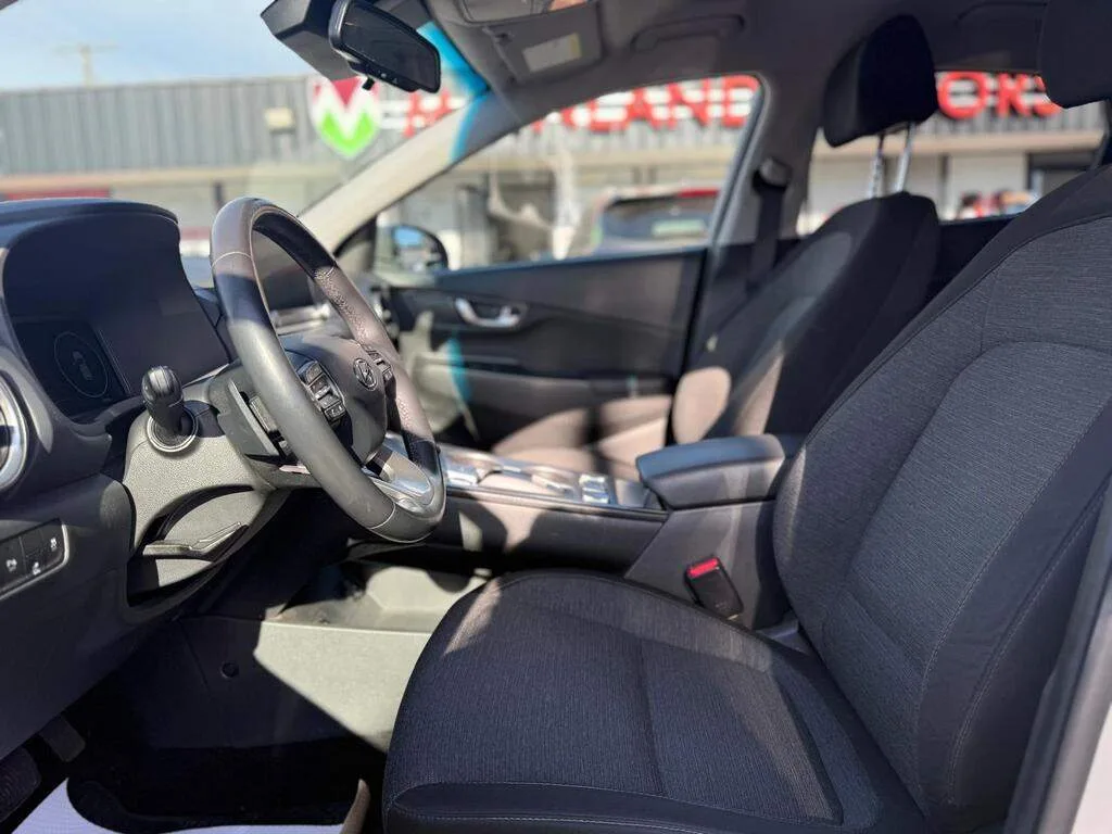 Hyundai Kona Electric *LOWEST PRICE* image indicator(9)
