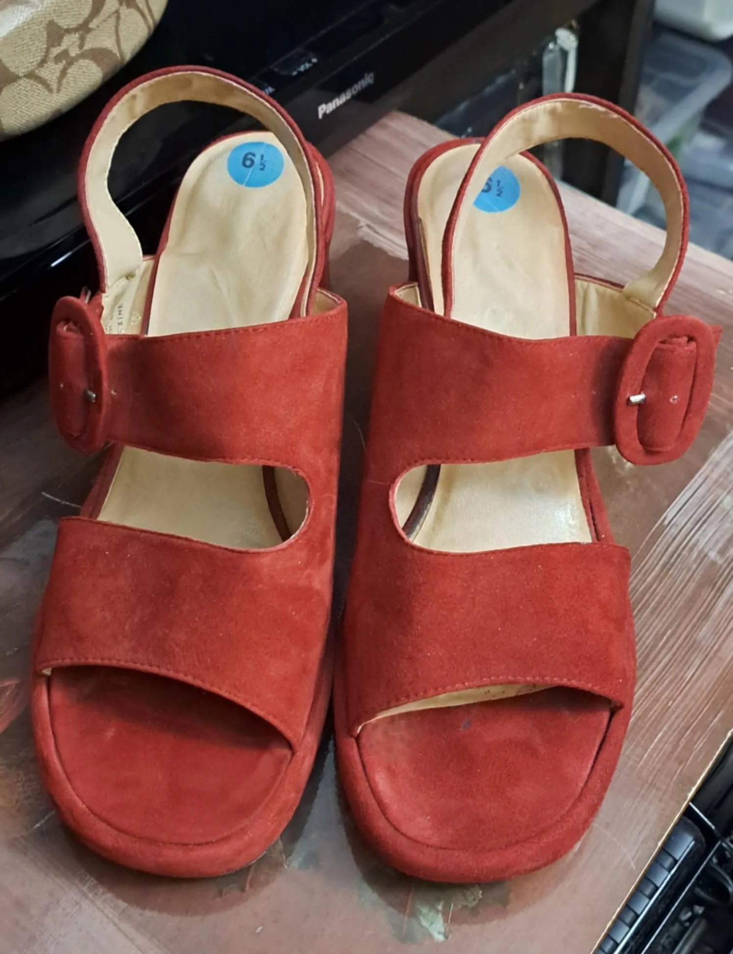 Nine West Red Block Heel Sandal image indicator(2)