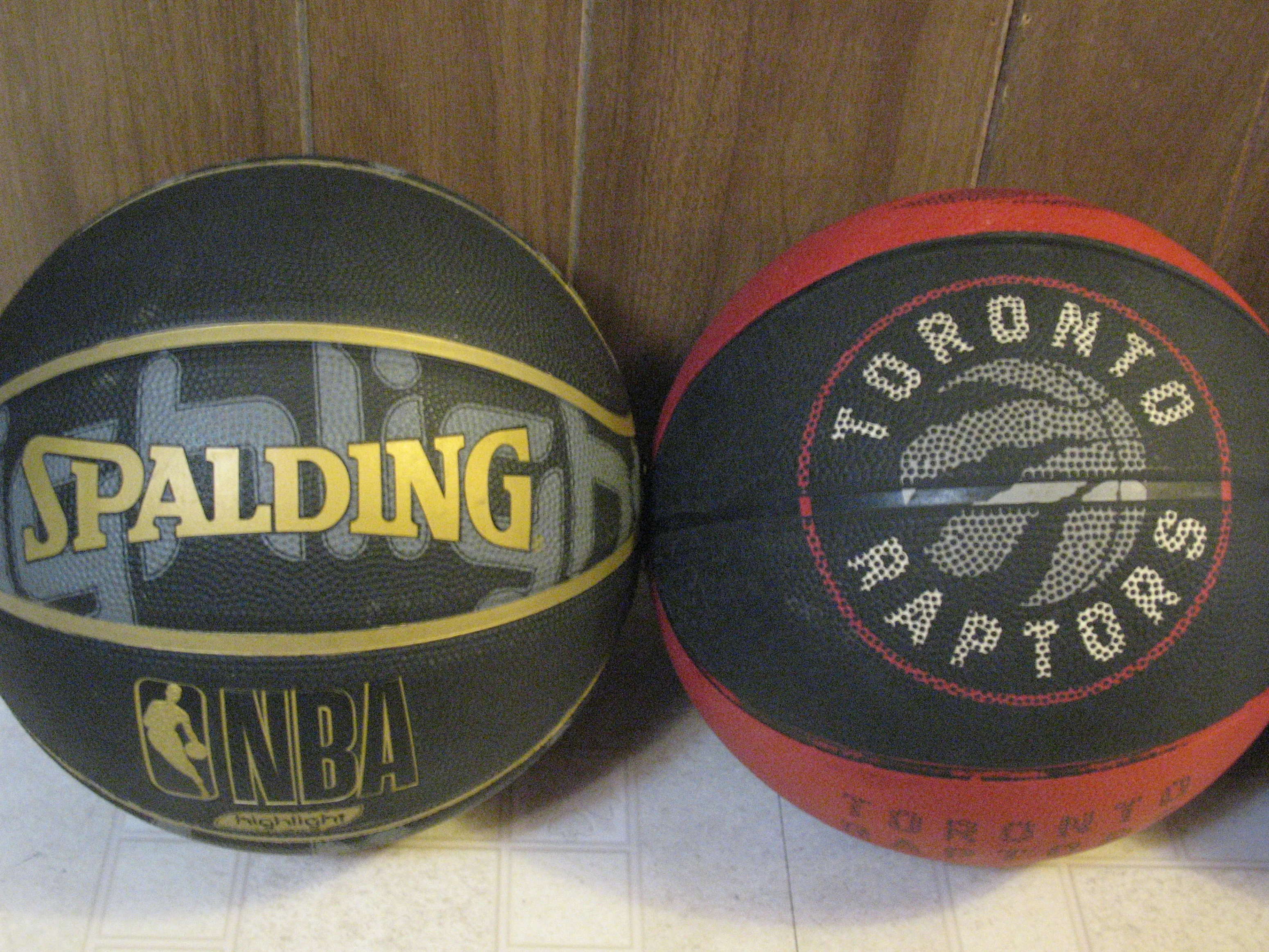 Various Types of Sports Balls image indicator(3)