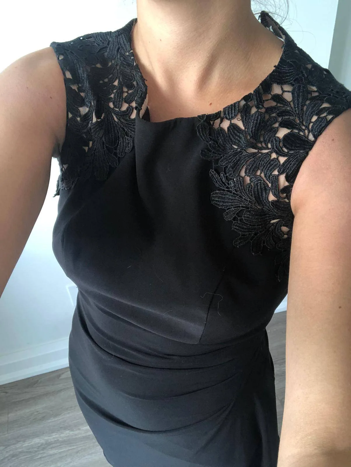 Le Chateau Formal Black Dress with Lace - Size 2 (Xsmall/Small) image indicator(3)