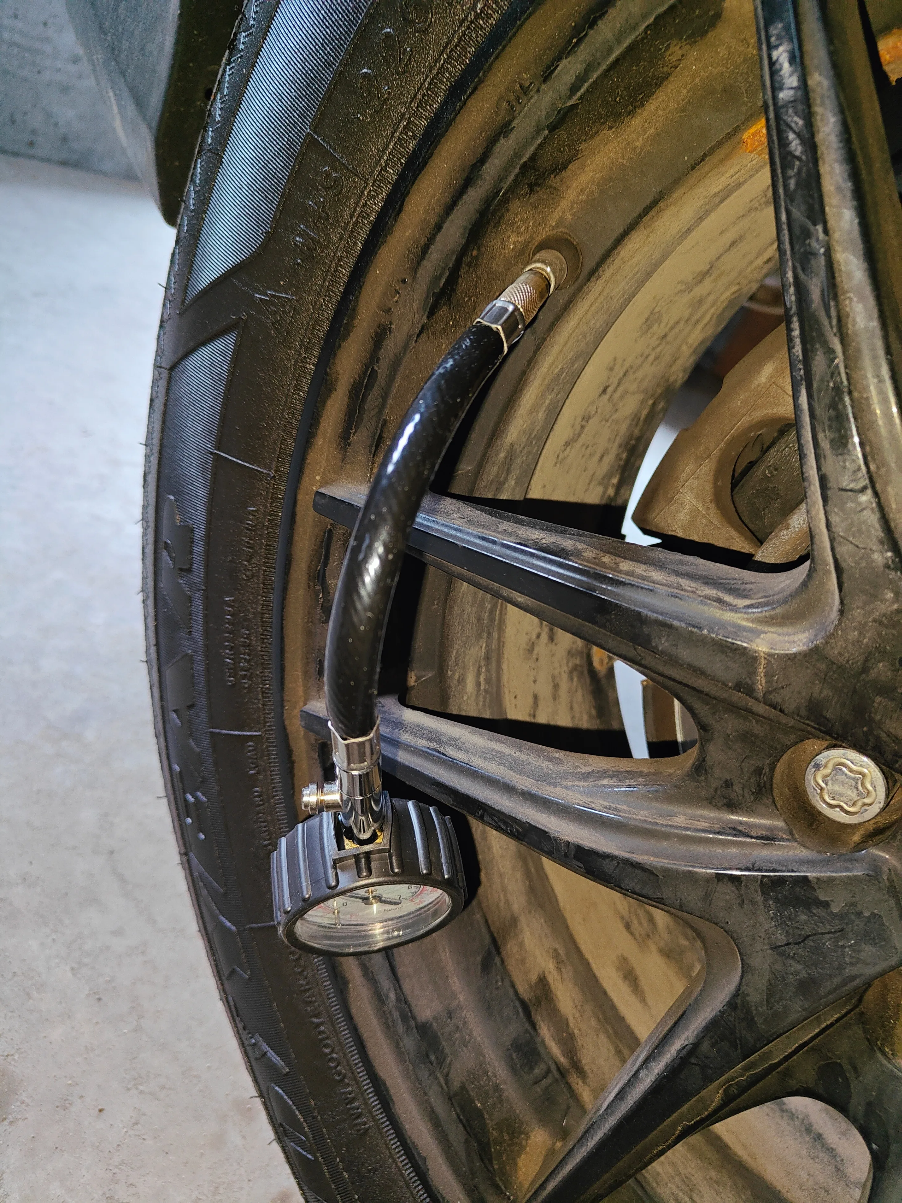 Portable Tire Air Pressure Gauge Meter Tester for Car Truck image indicator(8)