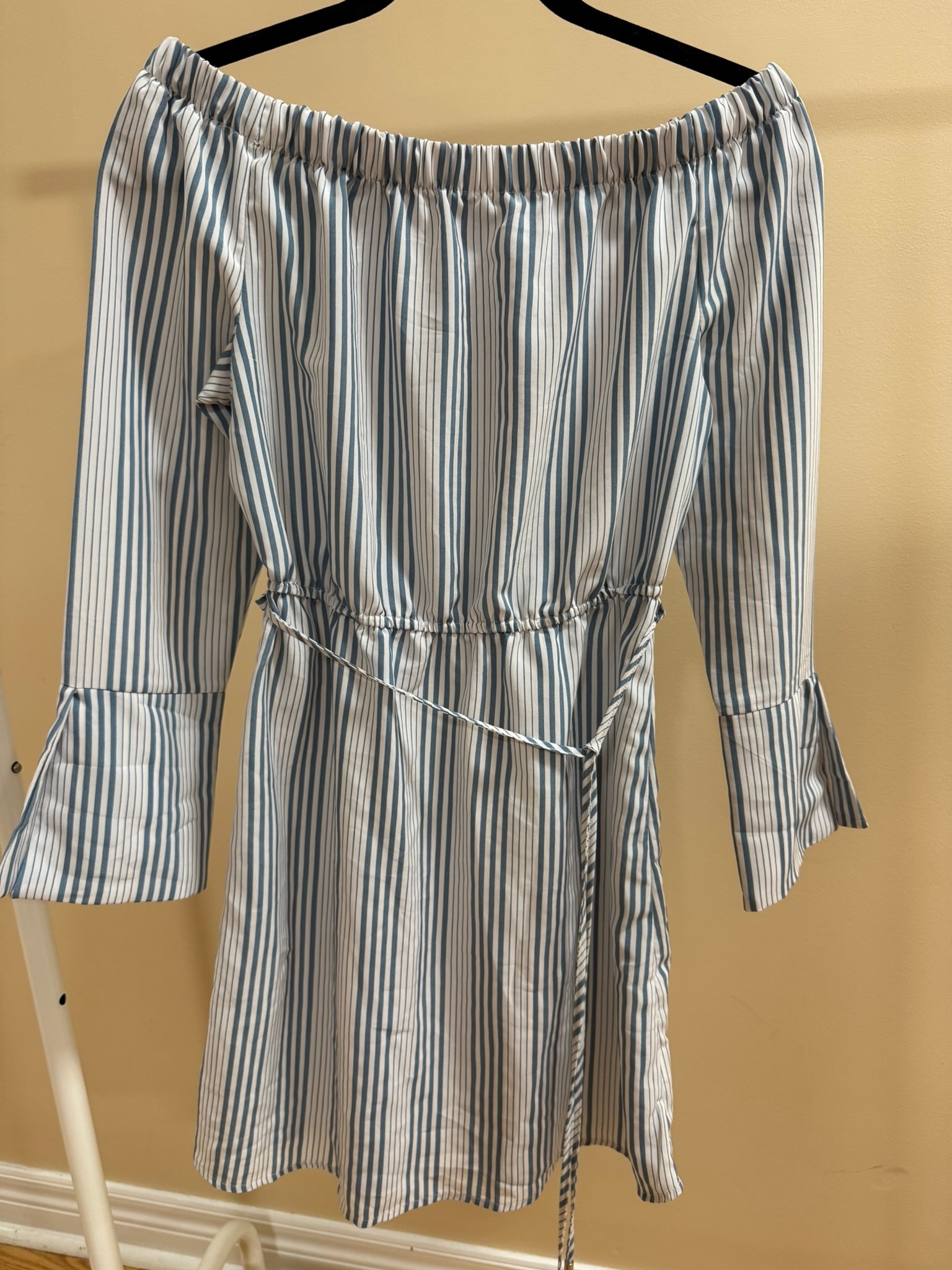 Blue & White Off-Shoulder Dress - Size M - photo 2