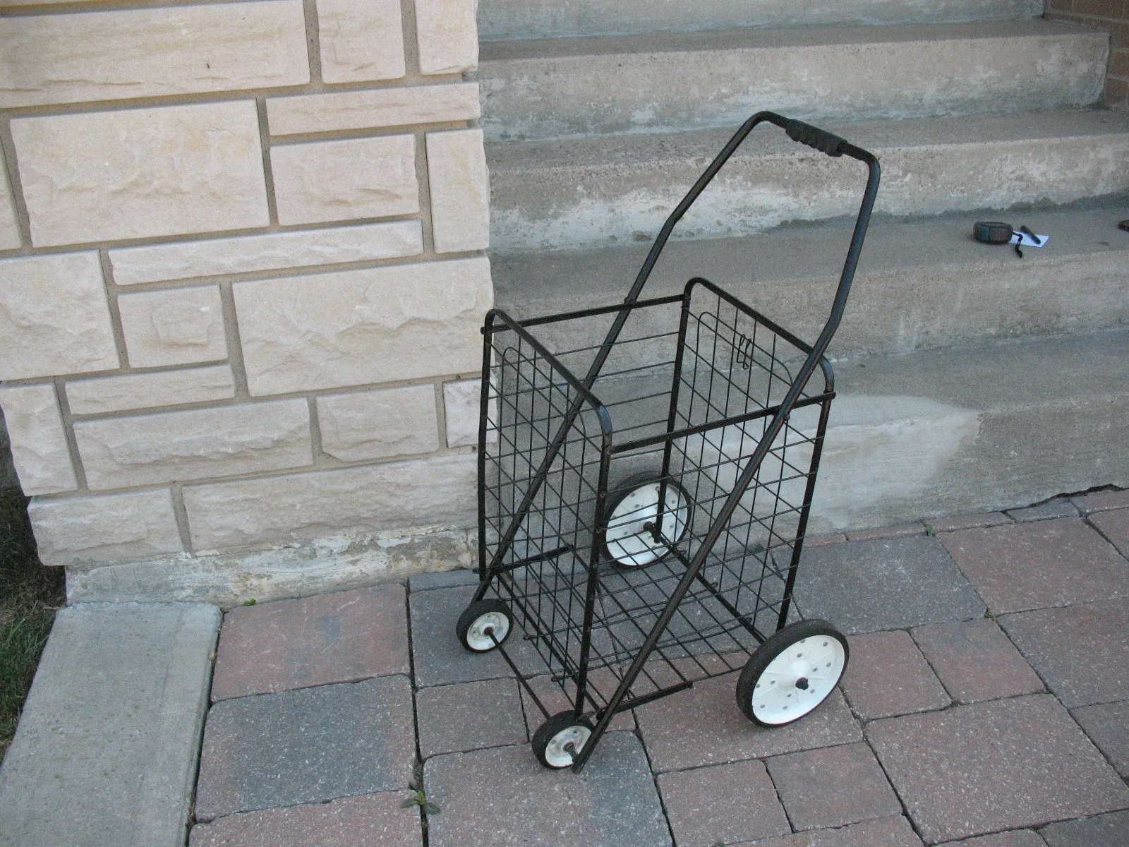 Large Folding Shopping Cart image indicator(2)
