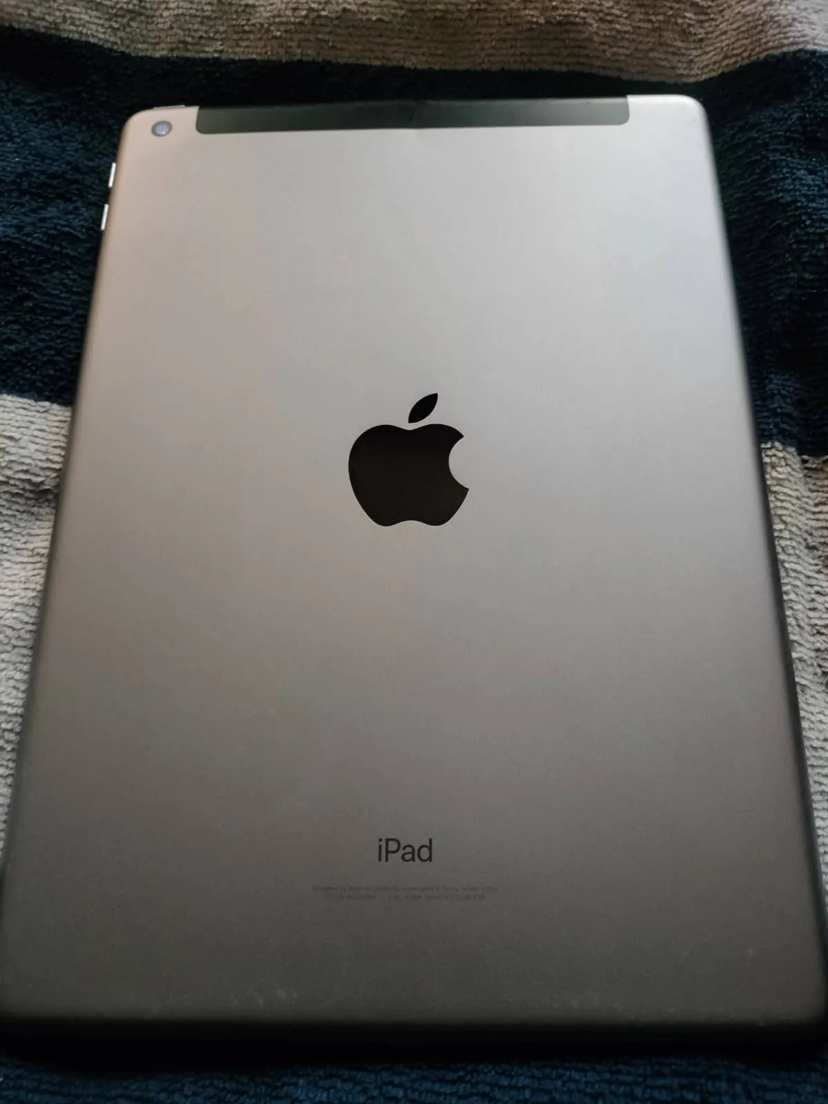 IPAD 6th Generation Nov 2018, A1954 WIFI + Cellular image indicator(2)