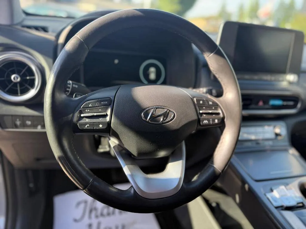 Hyundai Kona Electric *LOWEST PRICE* image indicator(2)