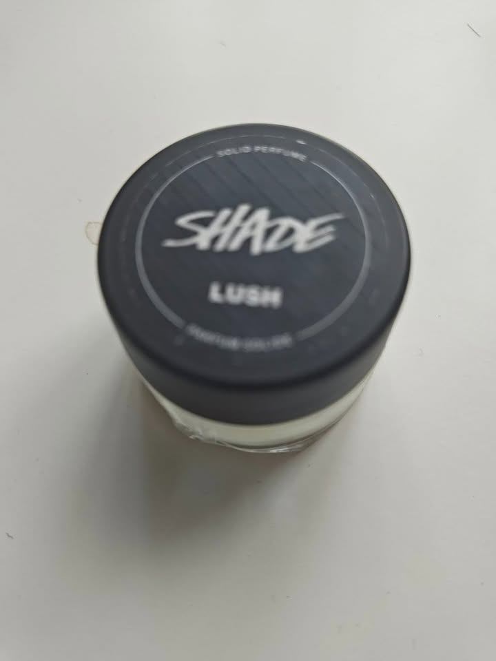 LUSH Shade Solid Perfume