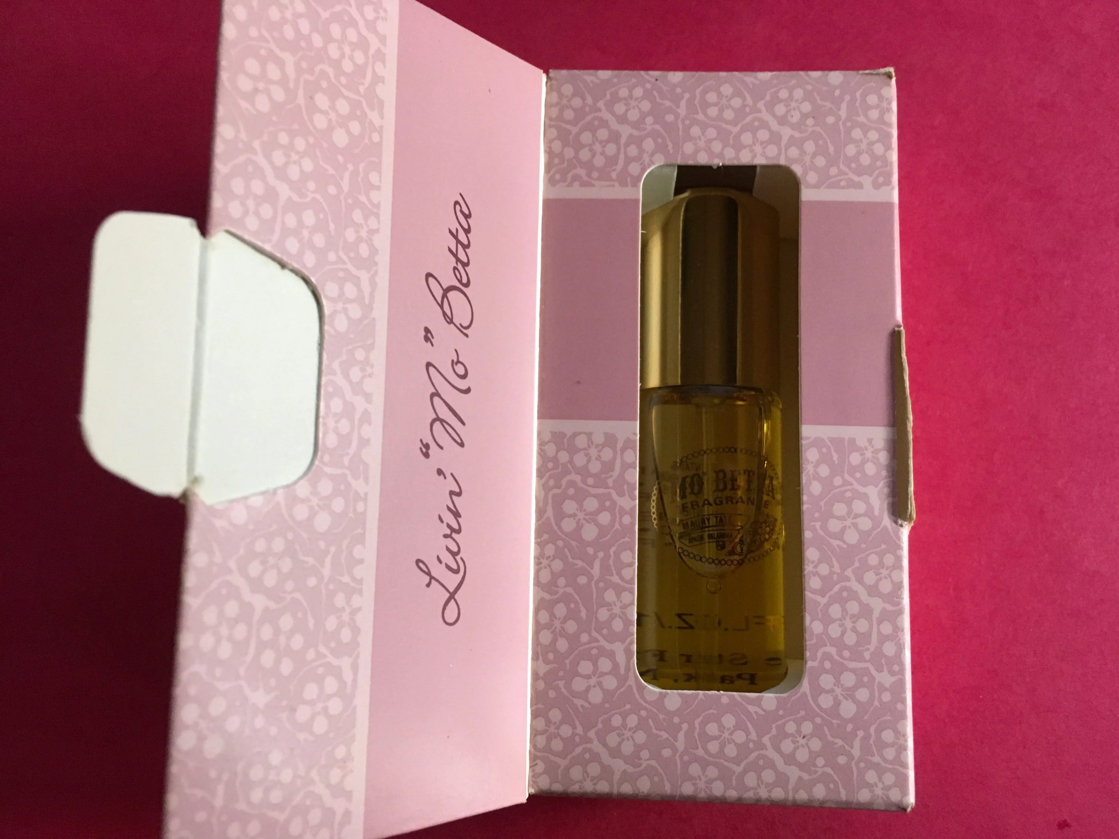 Mo Betta EDT 0.5oz: Timeless Scent in a Travel-Friendly Size image indicator(9)