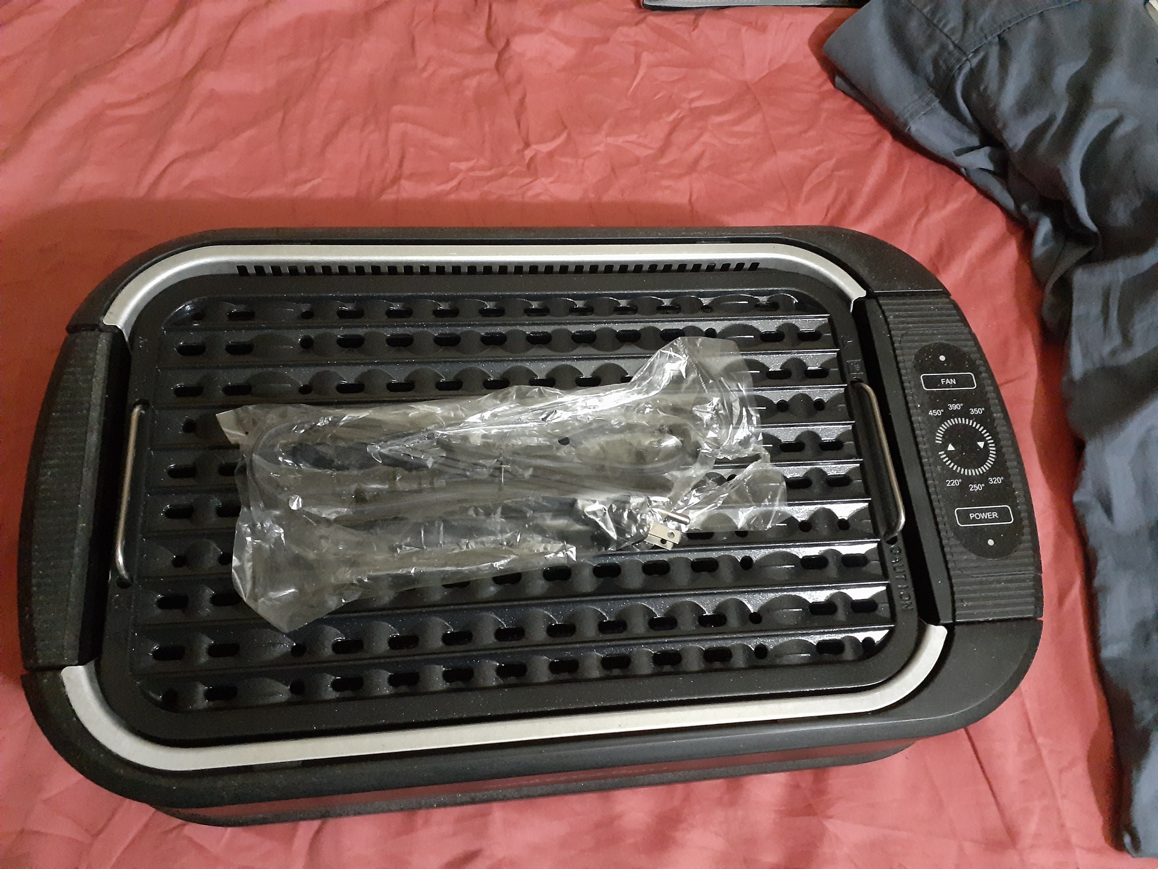 Black Indoor Grill: Brand Name Unknown (DOWNSIZING SALE) - photo 2