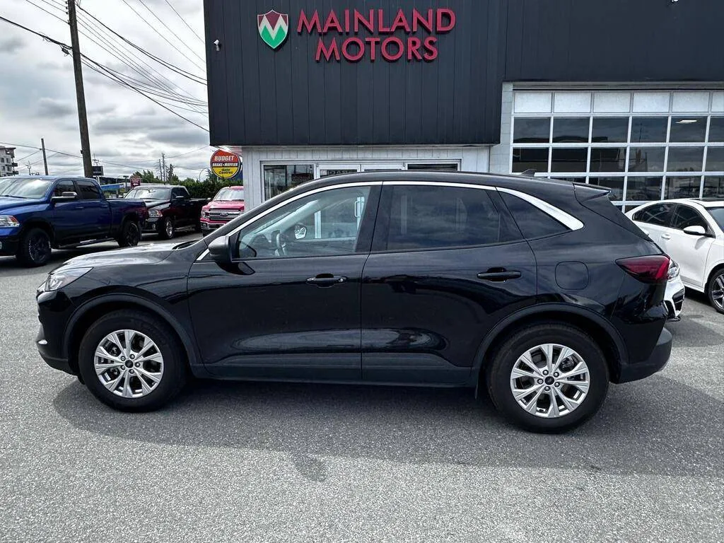 2024 Ford Escape *LOWEST PRICE LOWEST MILEAGE* image indicator(8)