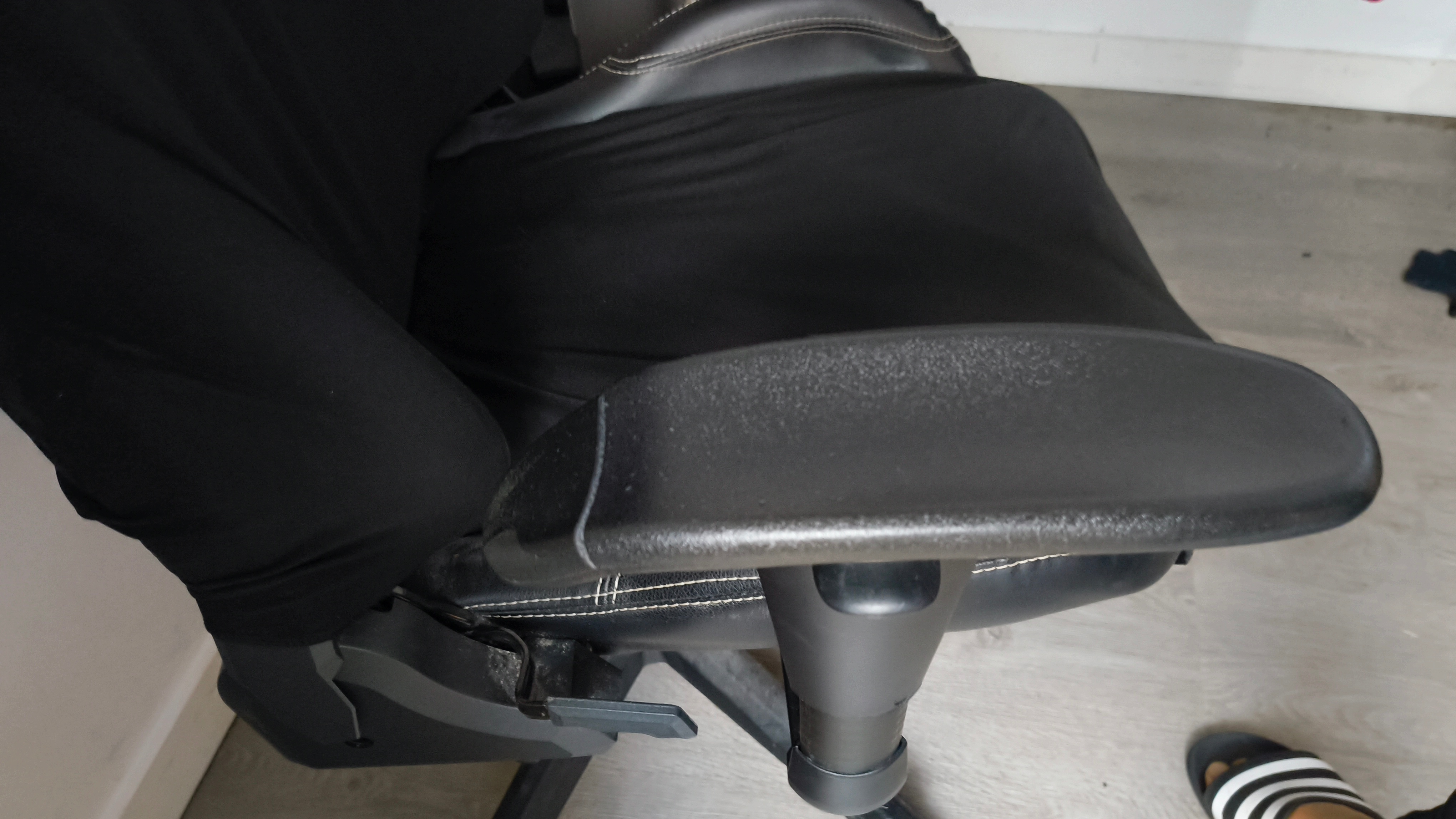 Gaming chair (Free) - photo 5