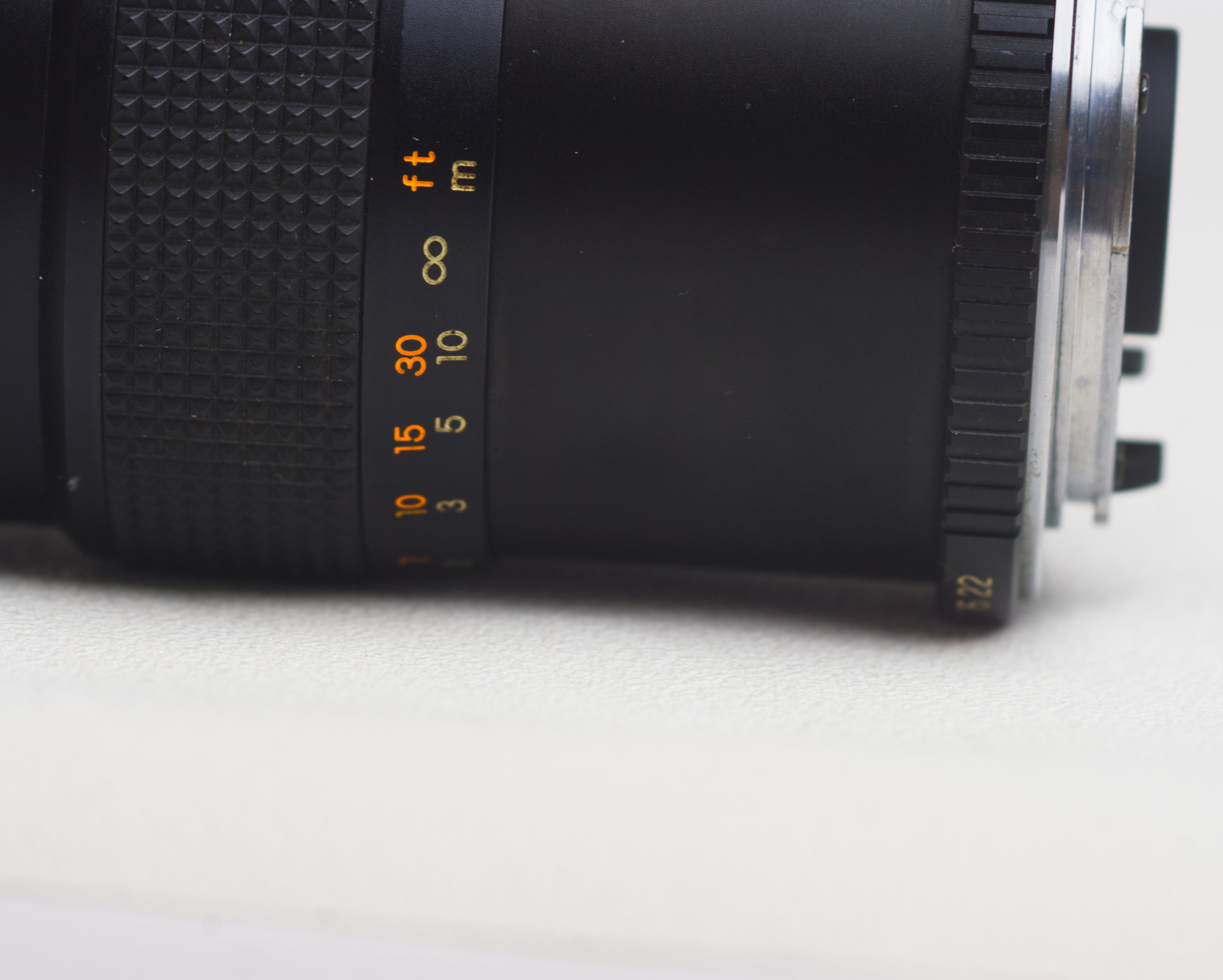 Yashica Len ML ZOOM 42-75mm F3.5-4.5 - photo 4