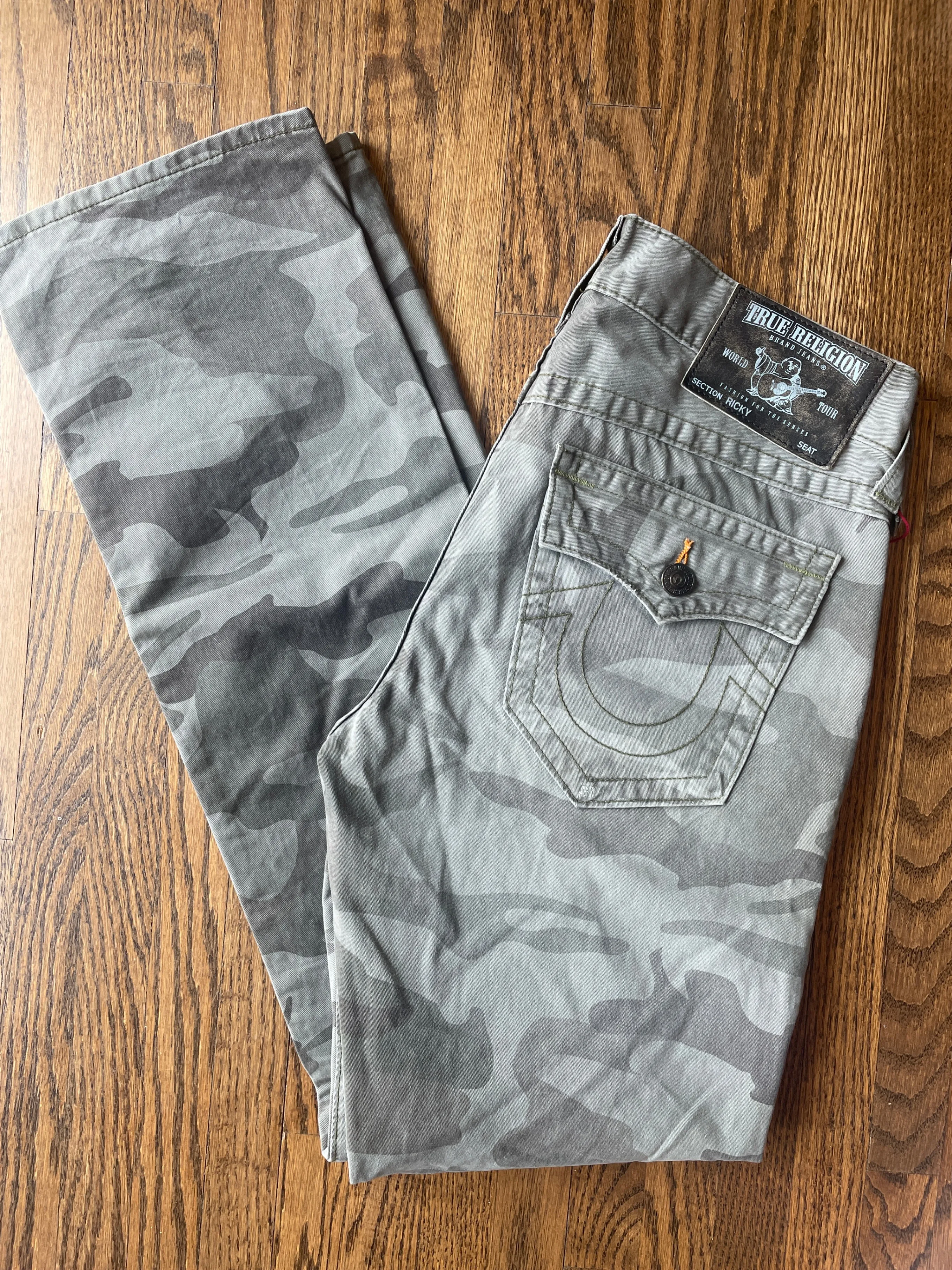 True Religion Ricky Seat Y2K Camo Pants – 31x34 | New (No Tags) thumbnail