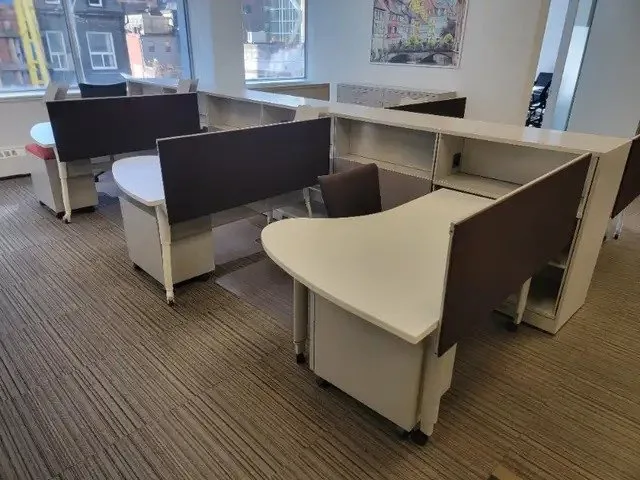 Allsteel desk with privacy panel and mobil pedestal thumbnail