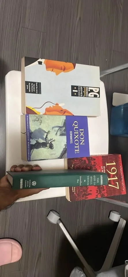 Books image indicator(3)