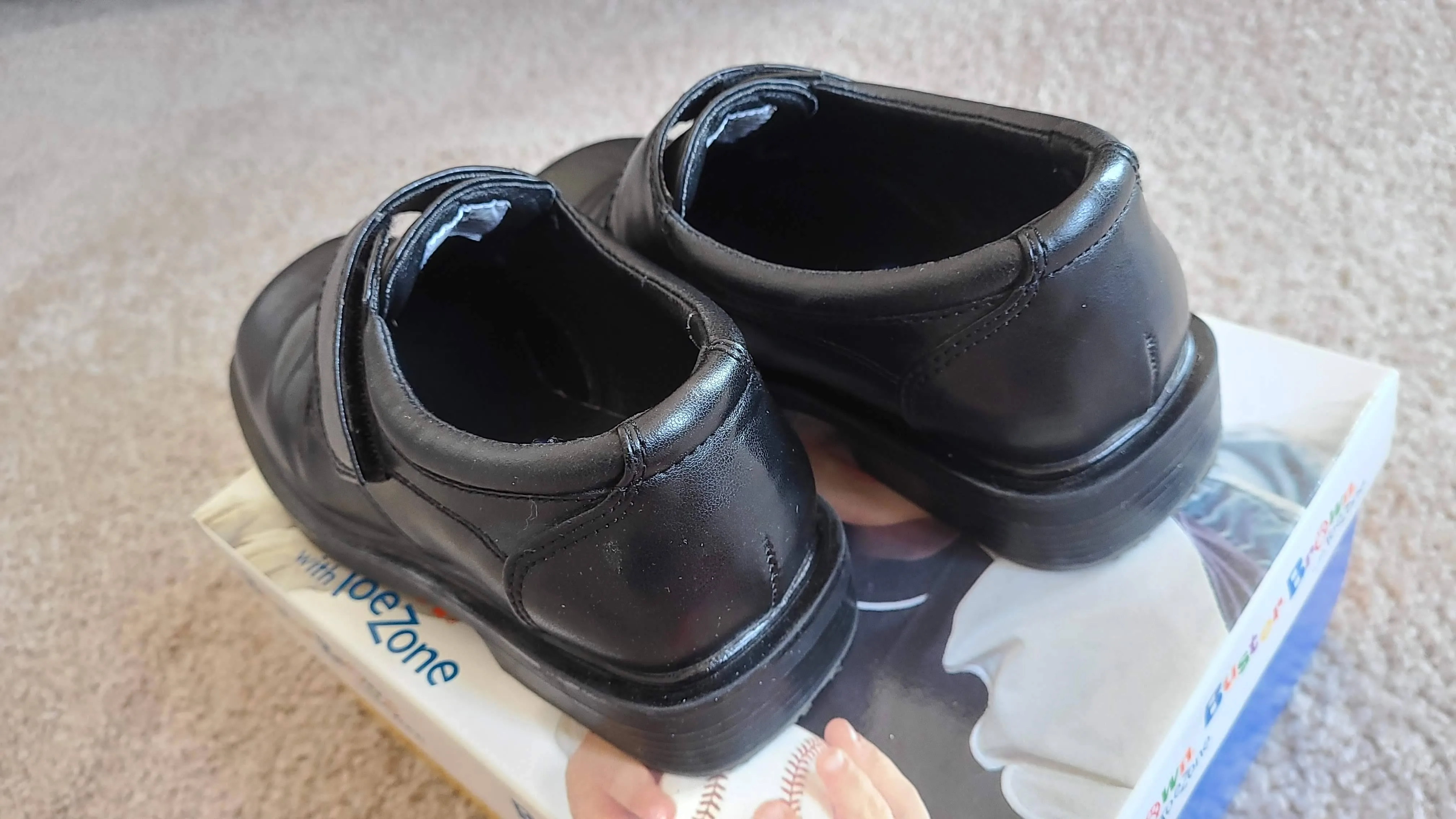 Buster Brown with ToeZone Boys Black Leather Shoes, Size 13M image indicator(2)