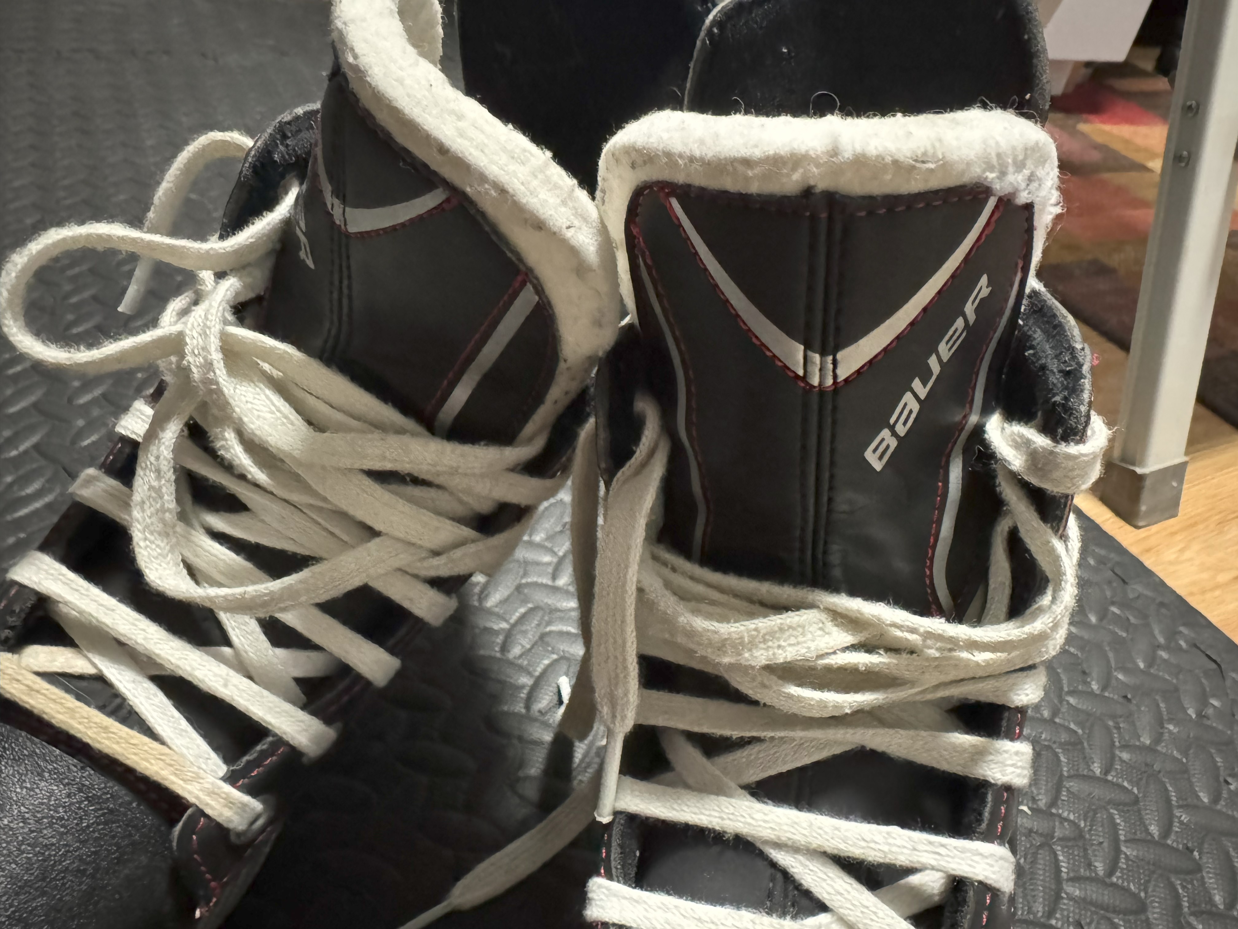 Bauer Vapor X200 Hockey Skate, Intermediate, Size 5 - photo 2