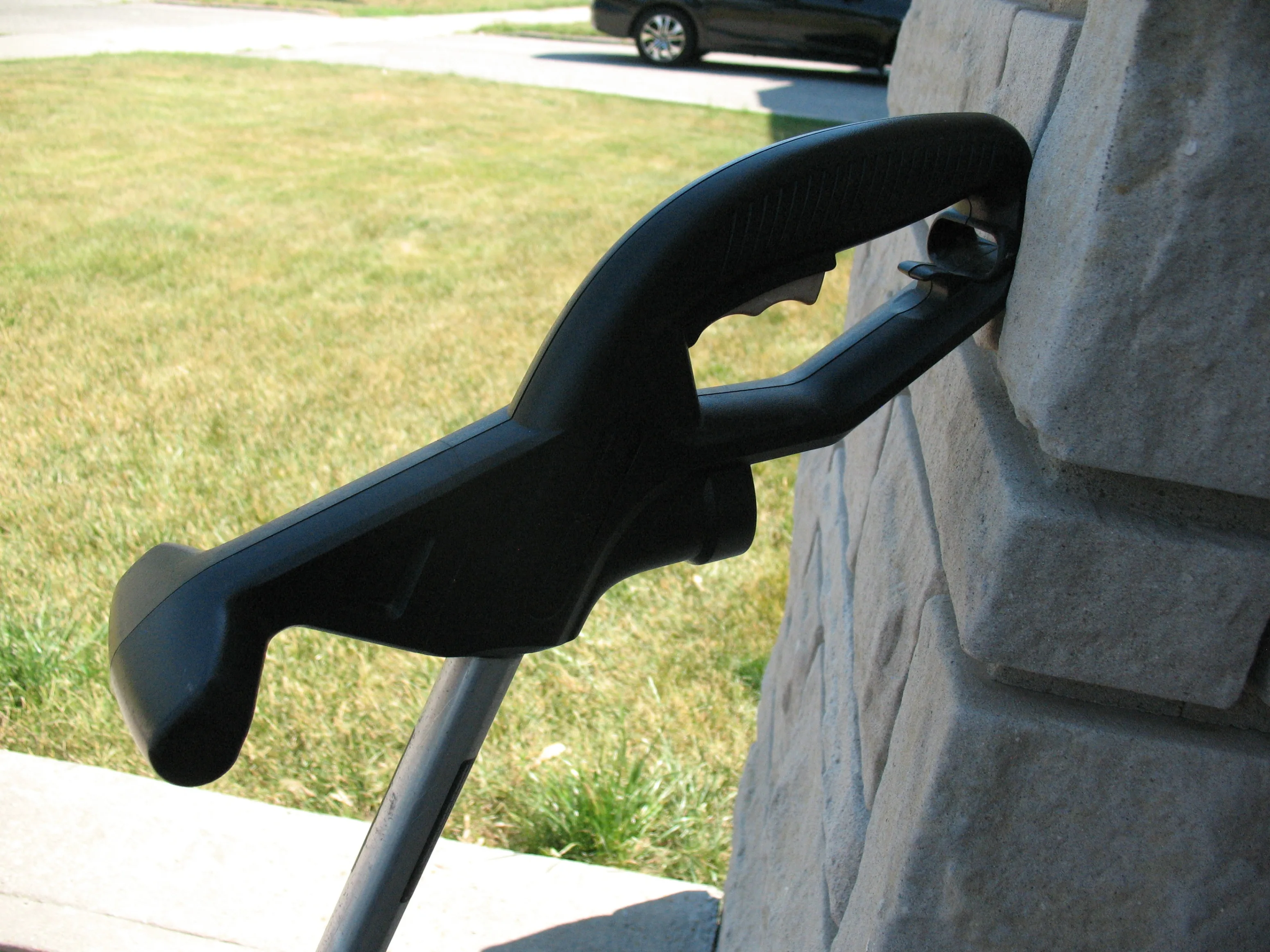 Black and Decker Corded Grass Trimmer image indicator(4)