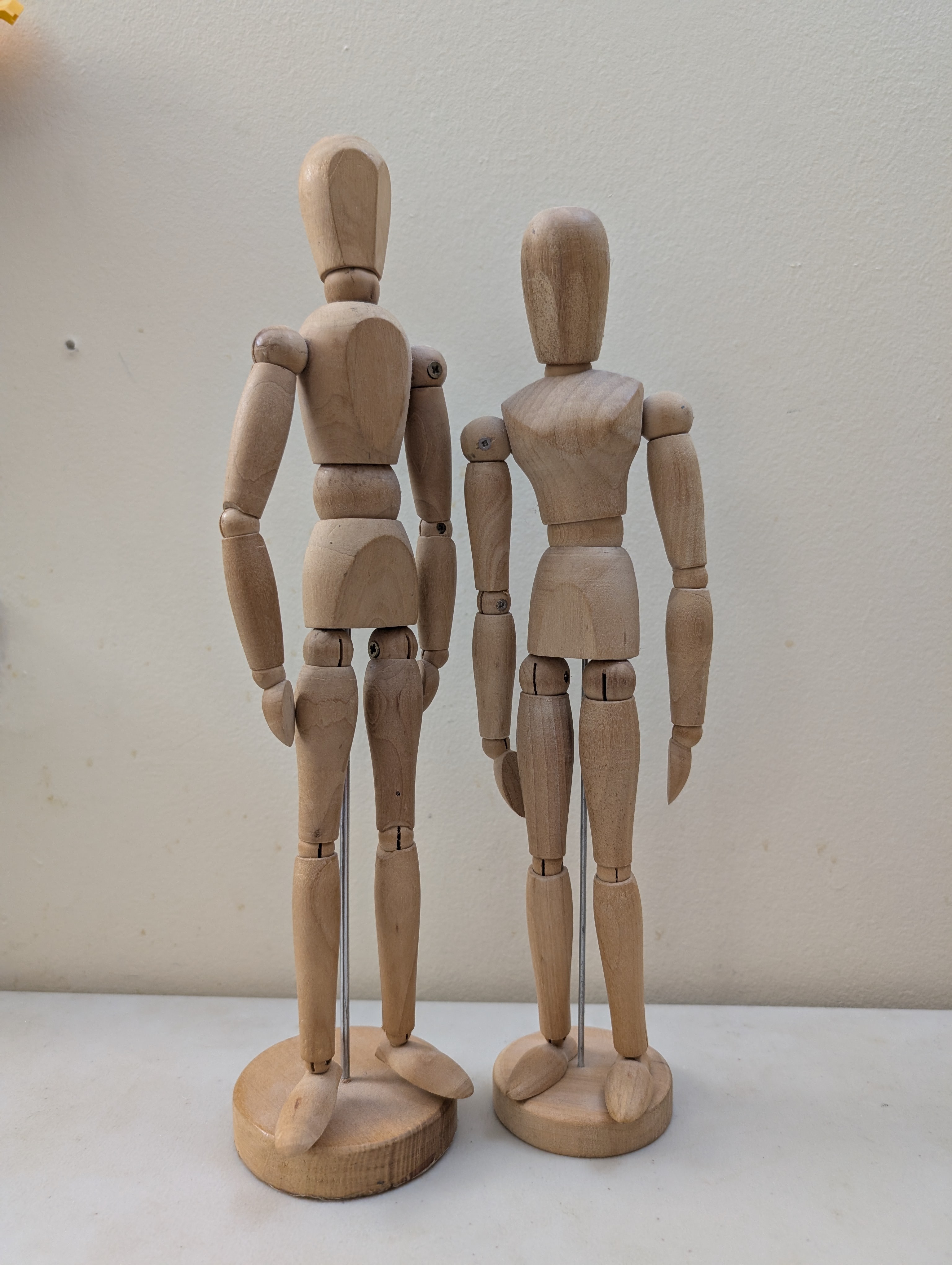 Wooden Drawing Figures