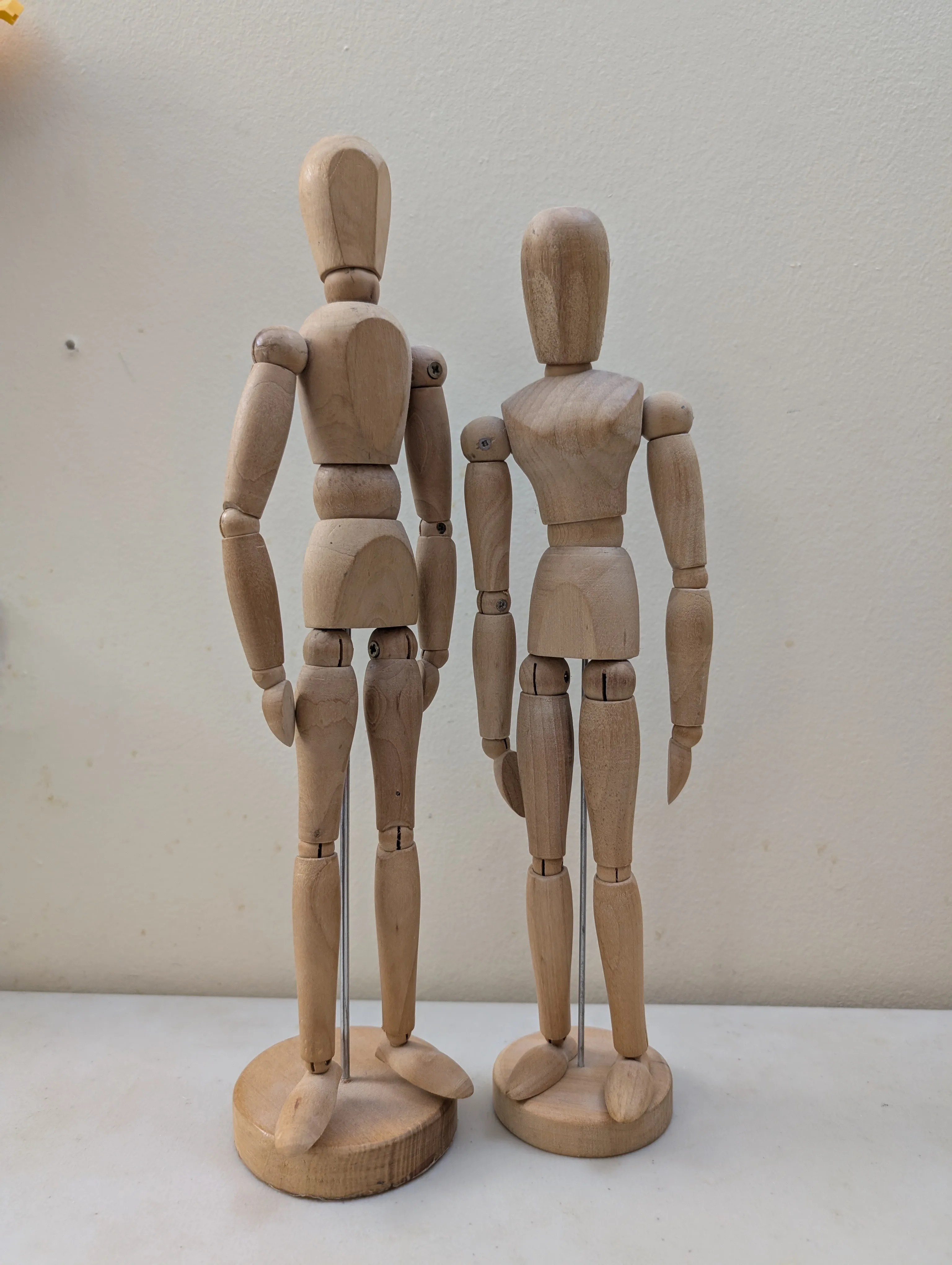 Wooden Drawing Figures